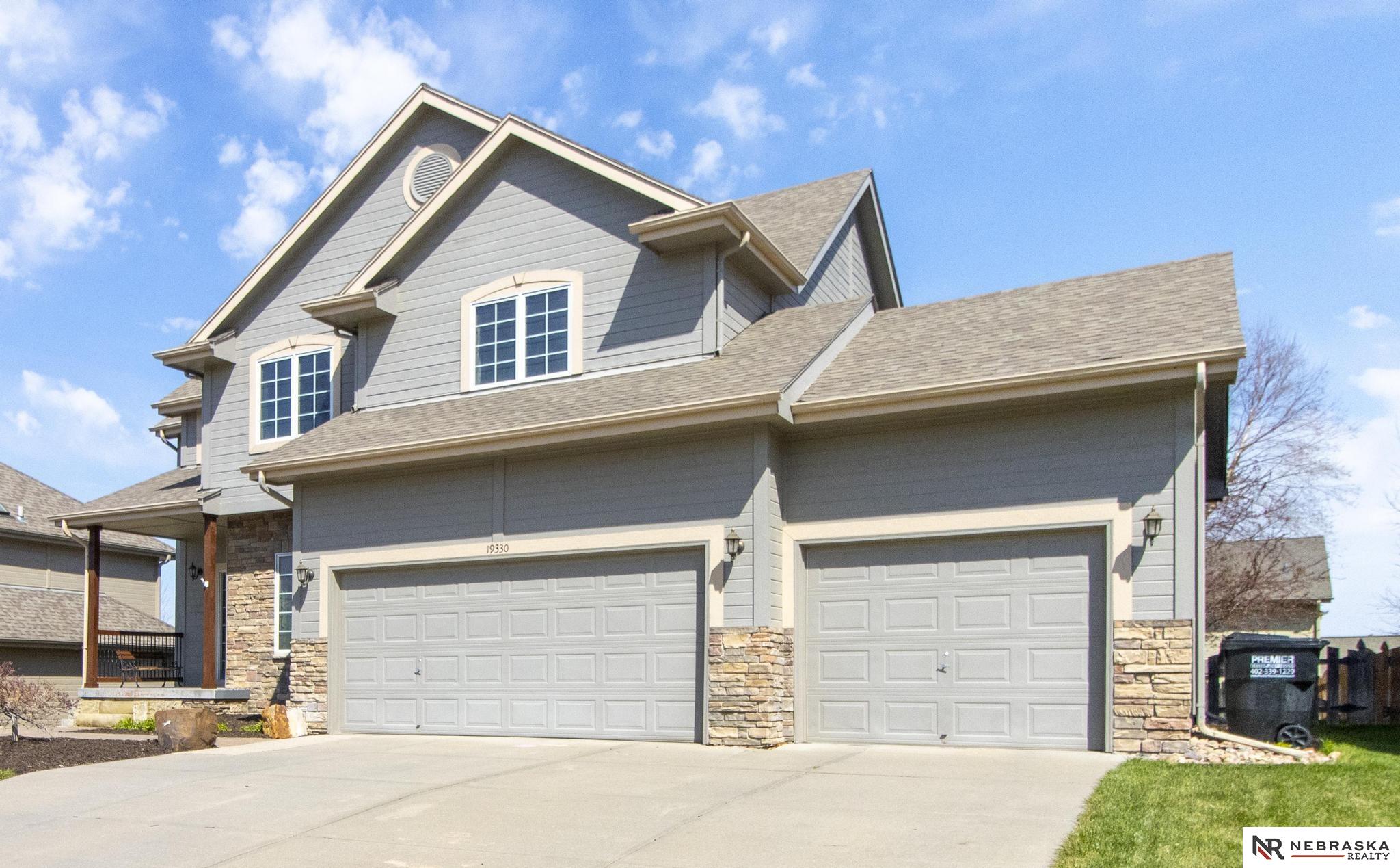 19330 H Street, Omaha, NE, 68135