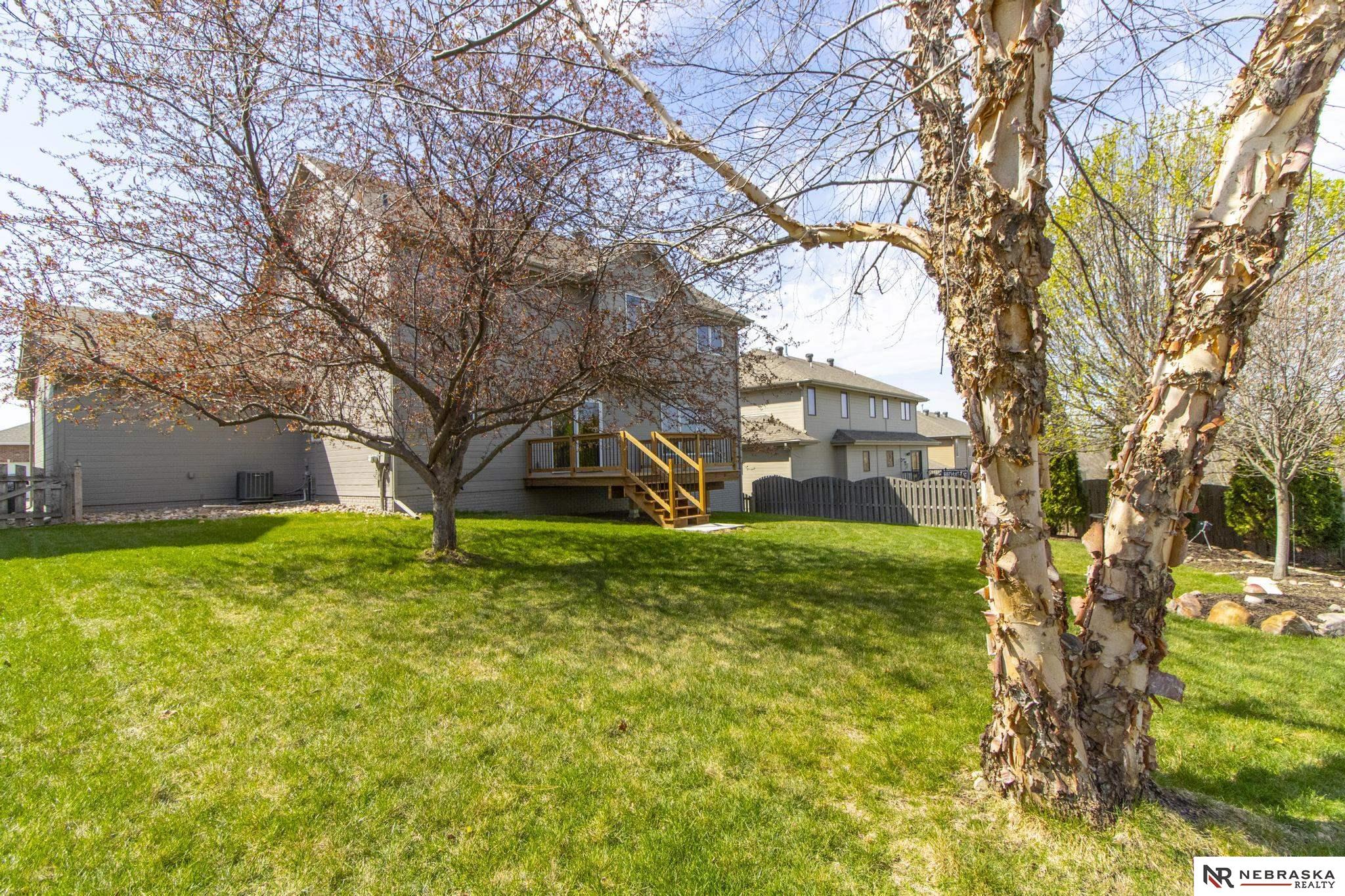 19330 H Street, Omaha, NE, 68135