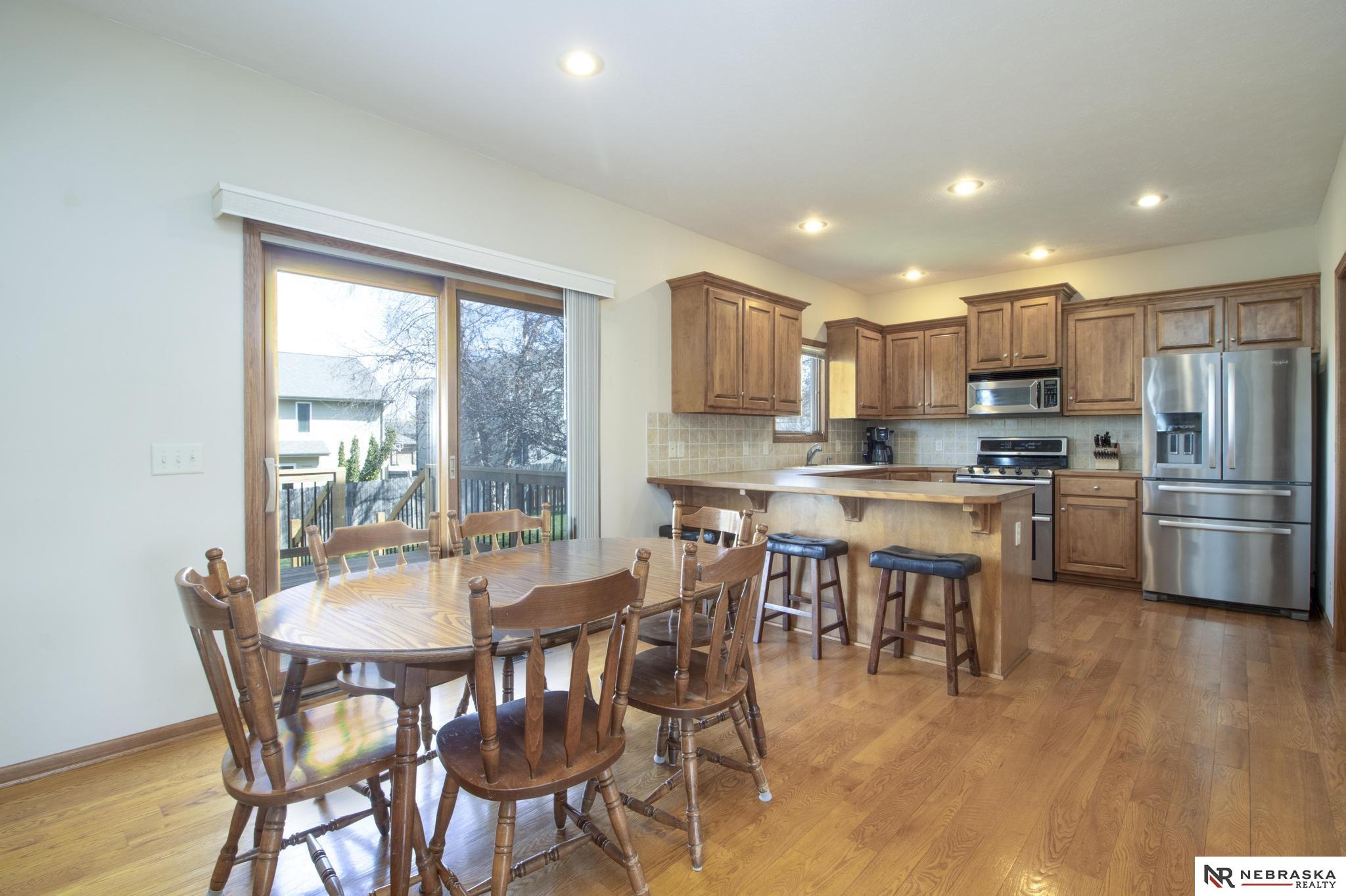 19330 H Street, Omaha, NE, 68135