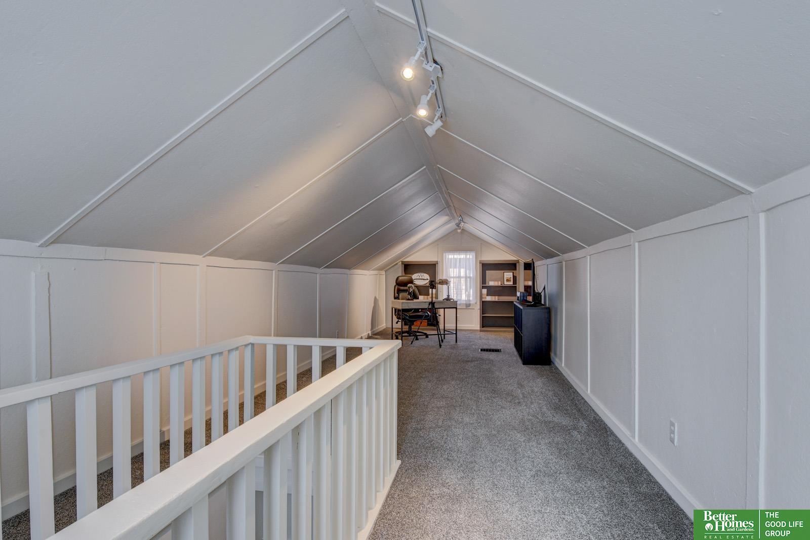 2747 Iowa Street, Omaha, NE, 68112