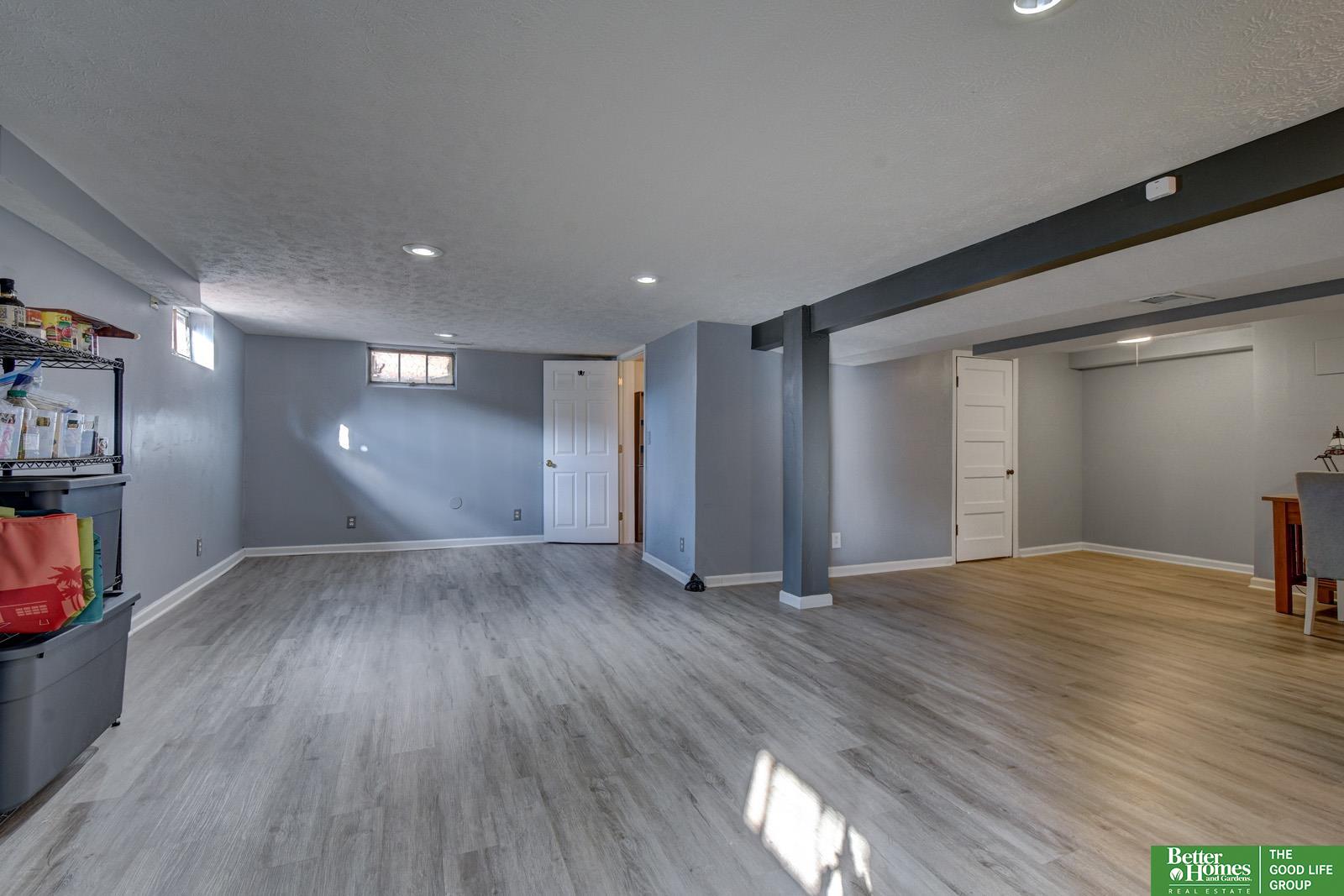 2747 Iowa Street, Omaha, NE, 68112