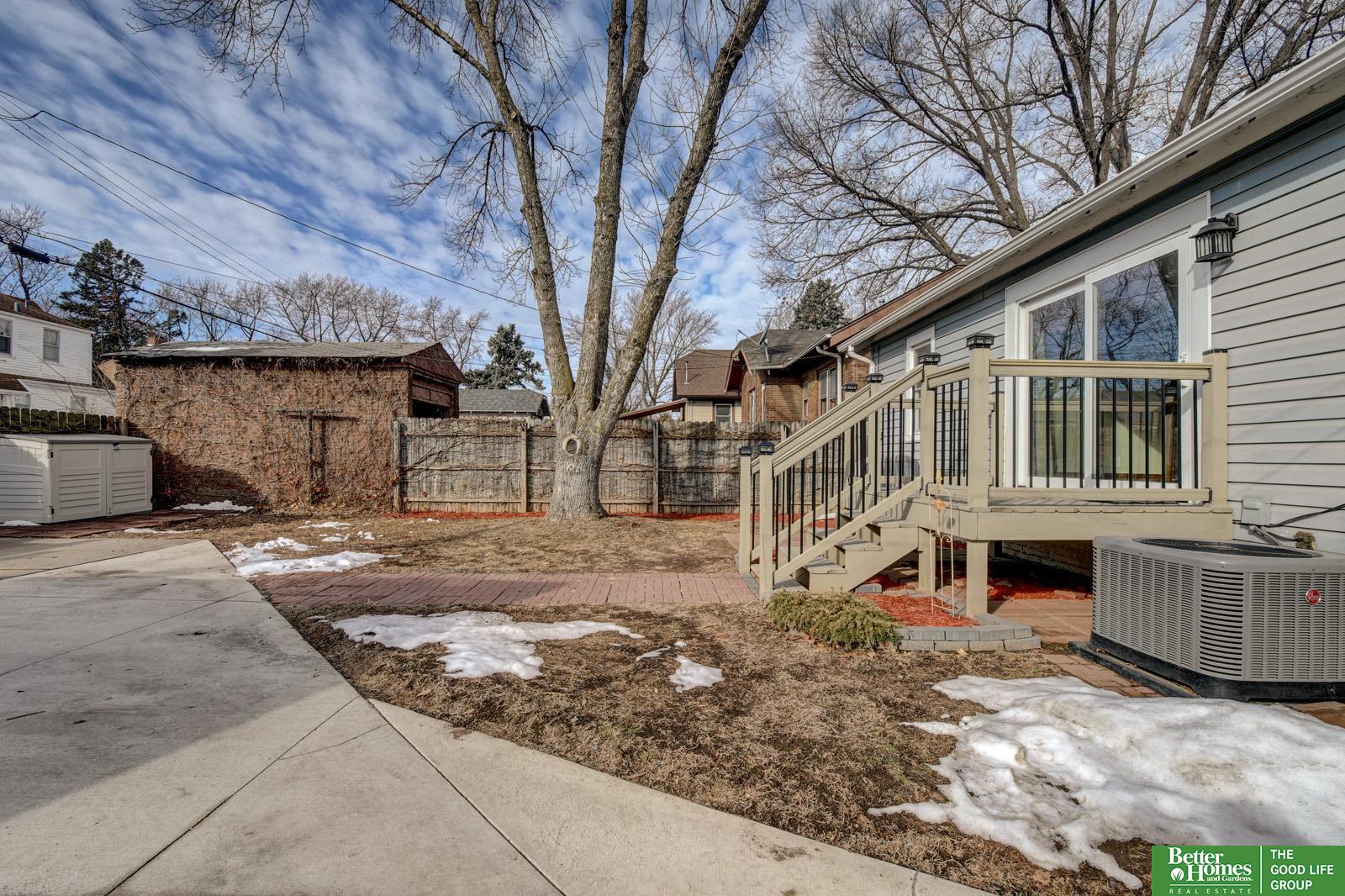 2747 Iowa Street, Omaha, NE, 68112