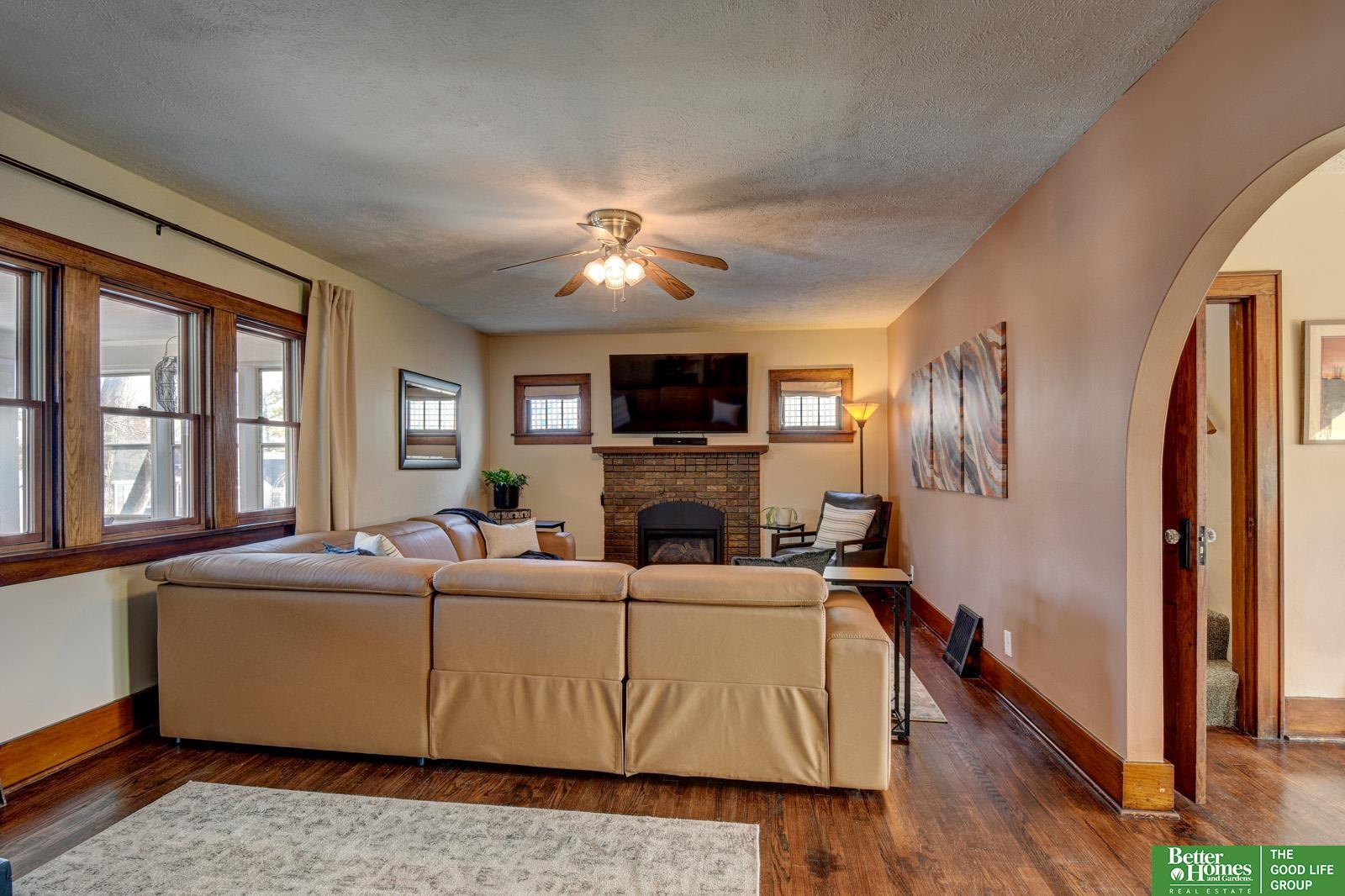 2747 Iowa Street, Omaha, NE, 68112