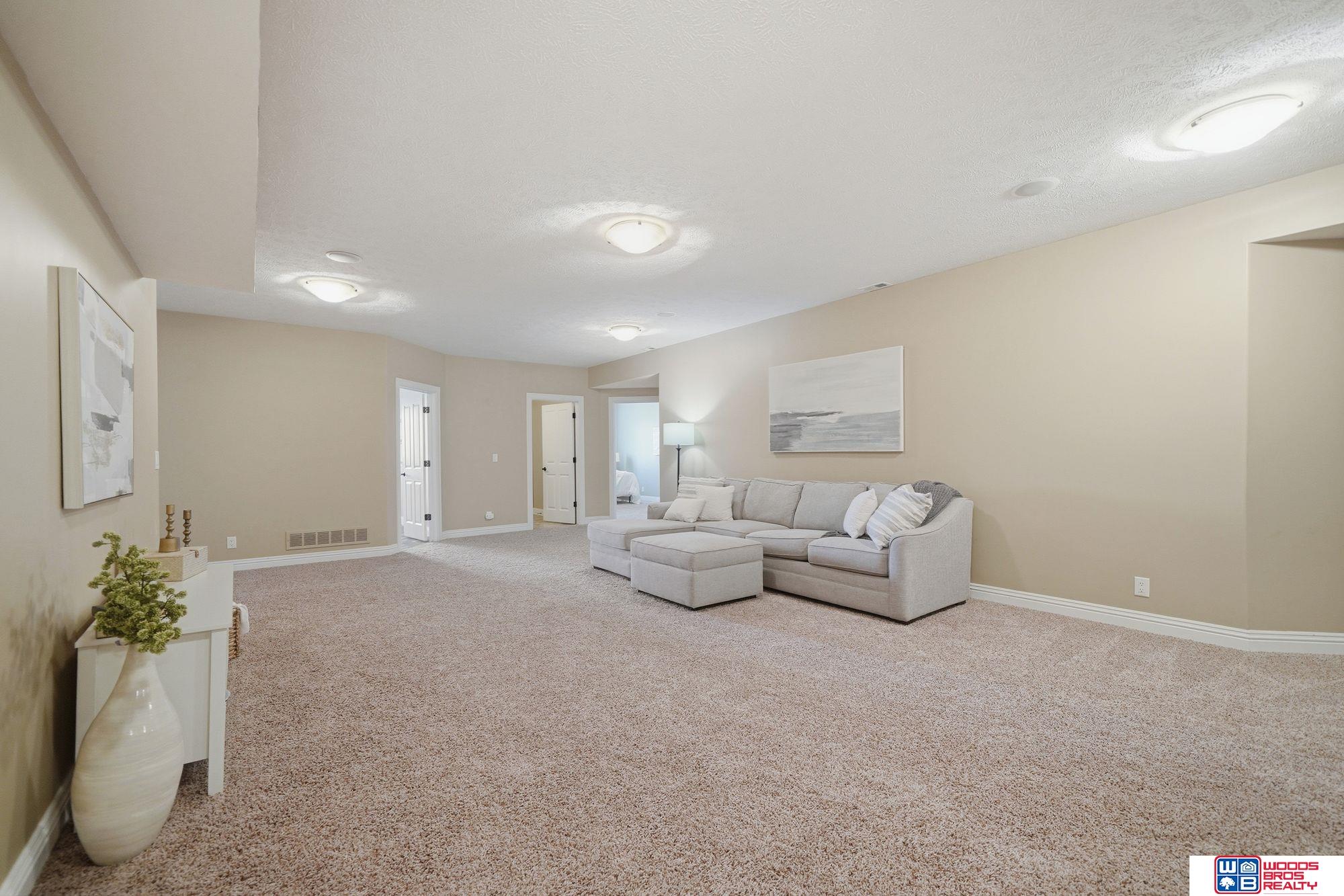 1530 Deer Trail, Roca, NE, 68430