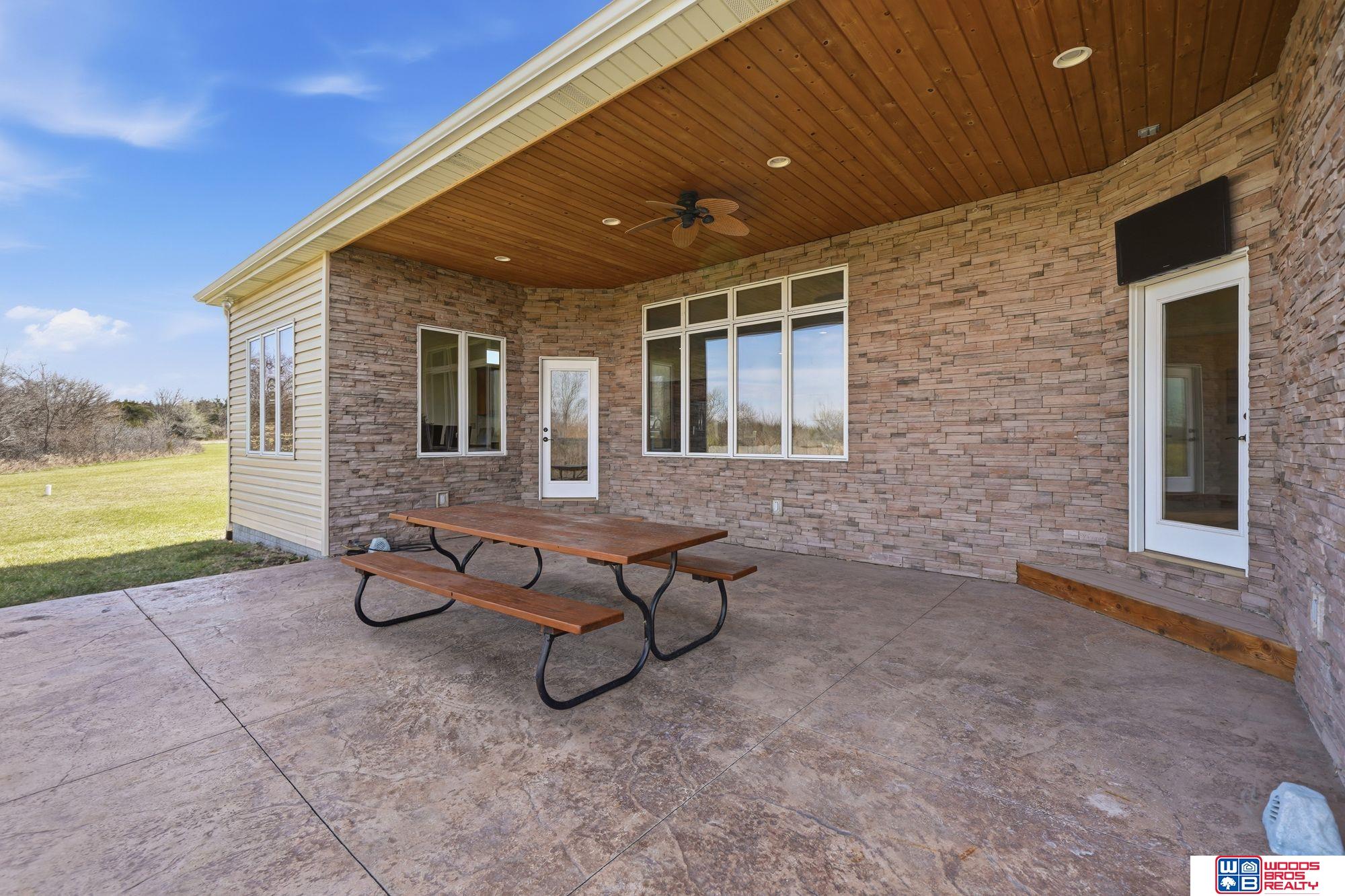 1530 Deer Trail, Roca, NE, 68430