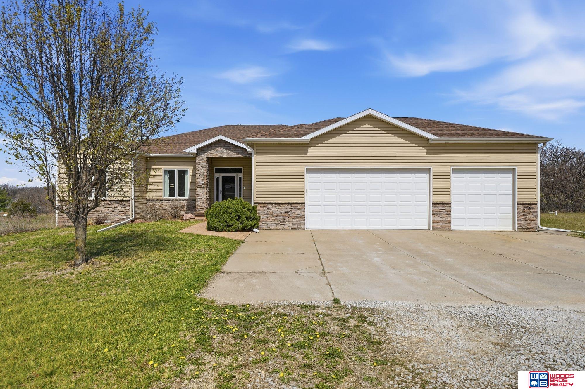 1530 Deer Trail, Roca, NE, 68430