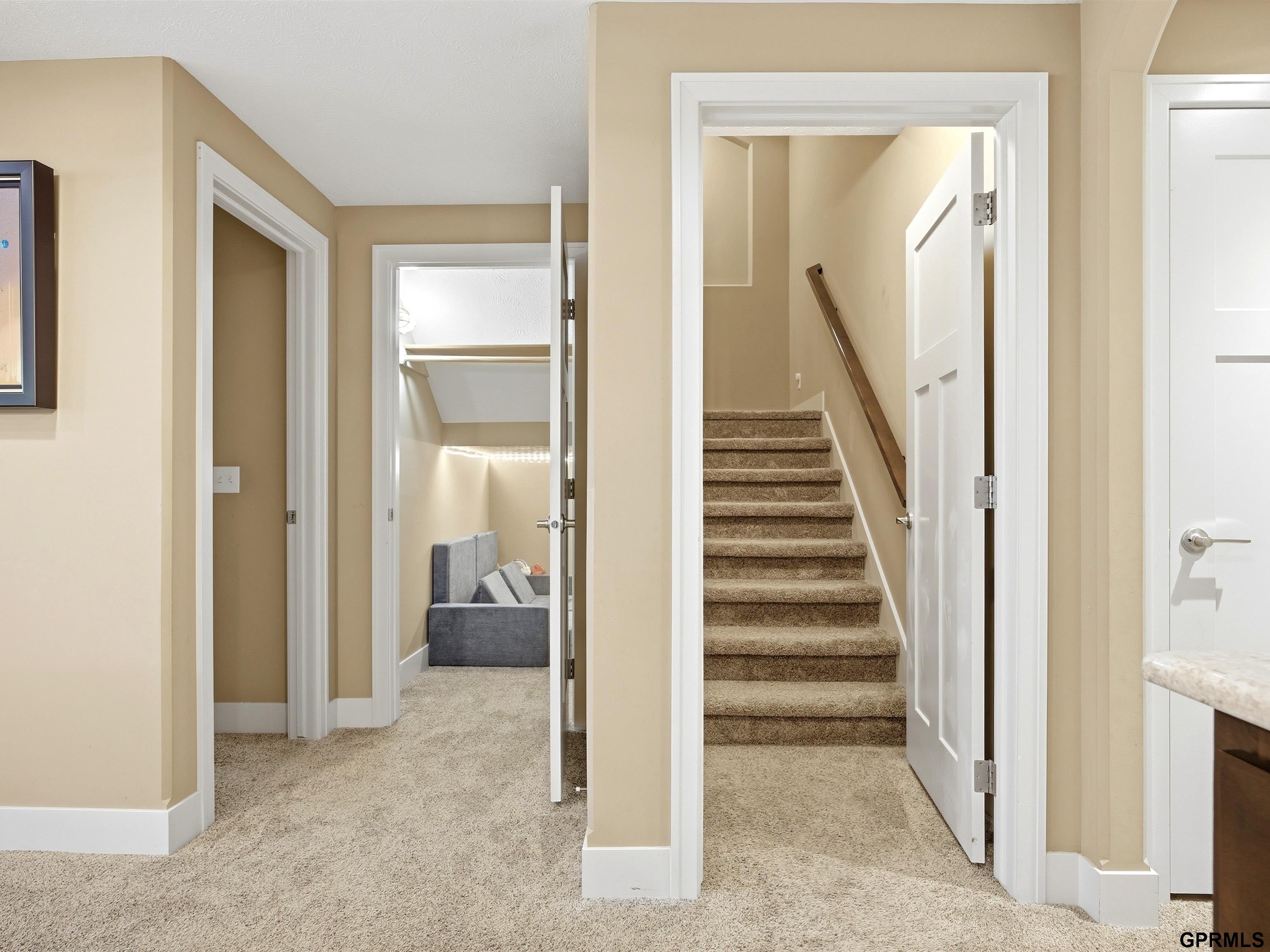 10106 123rd Avenue, Papillion, NE, 68046