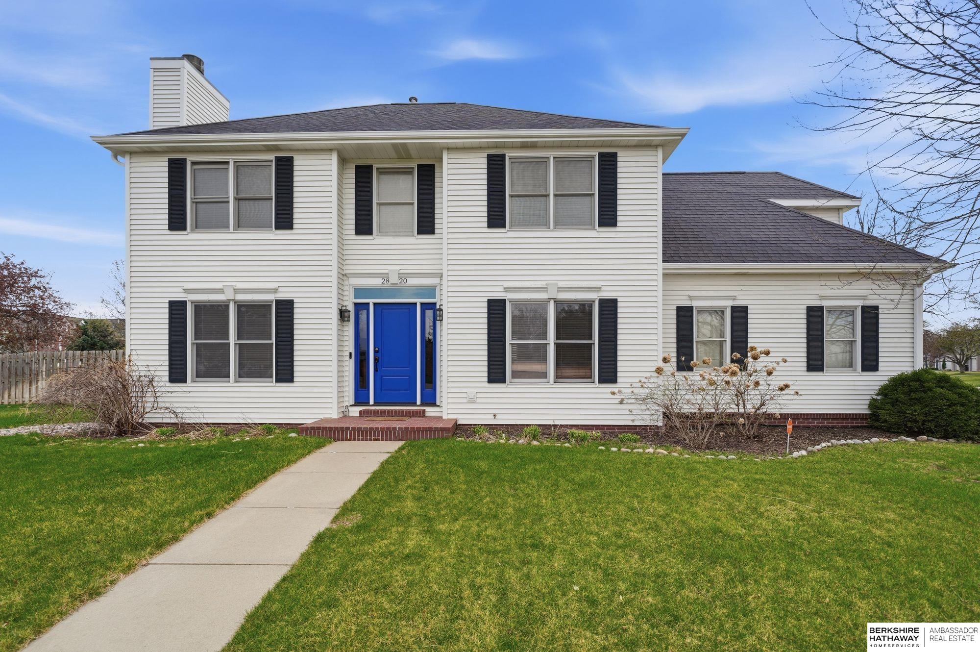 2820 Crown Pointe Circle, Lincoln, NE, 68506