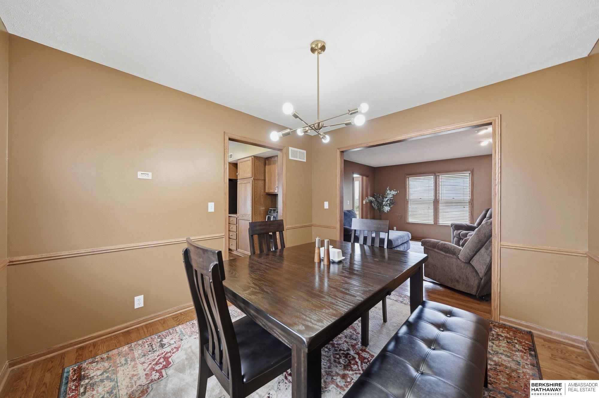 2820 Crown Pointe Circle, Lincoln, NE, 68506