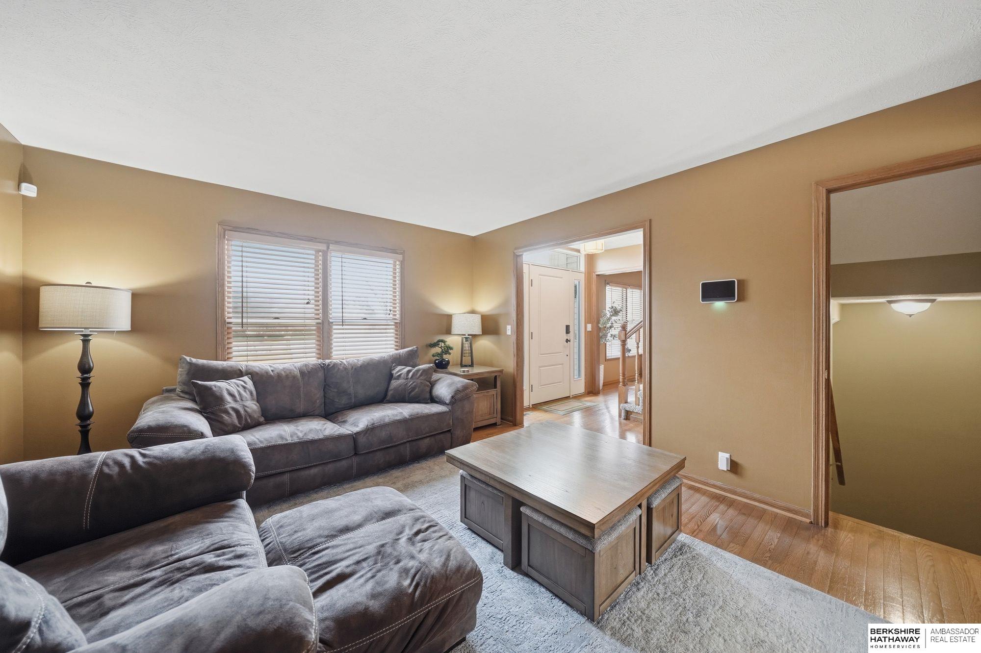 2820 Crown Pointe Circle, Lincoln, NE, 68506