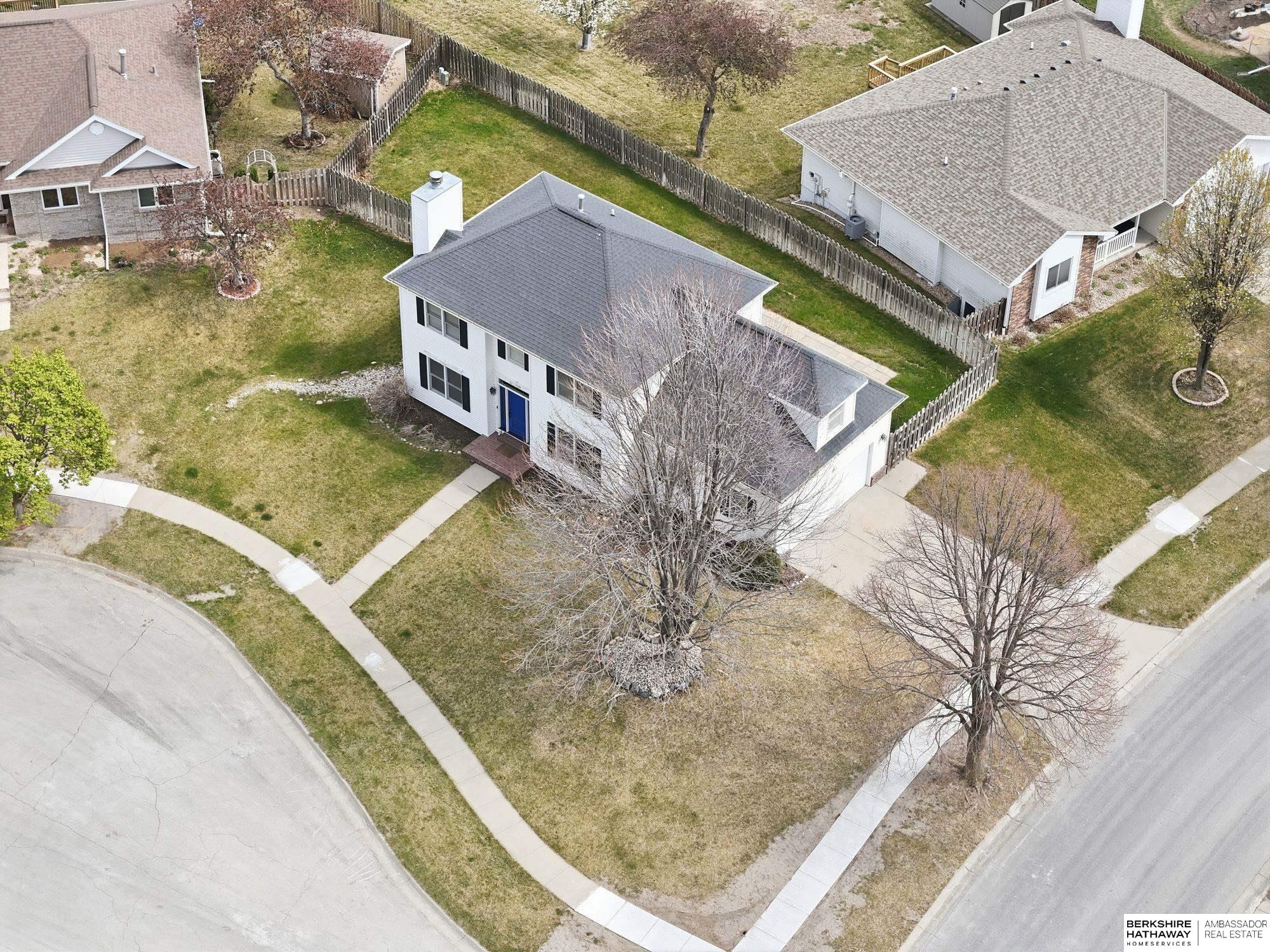 2820 Crown Pointe Circle, Lincoln, NE, 68506