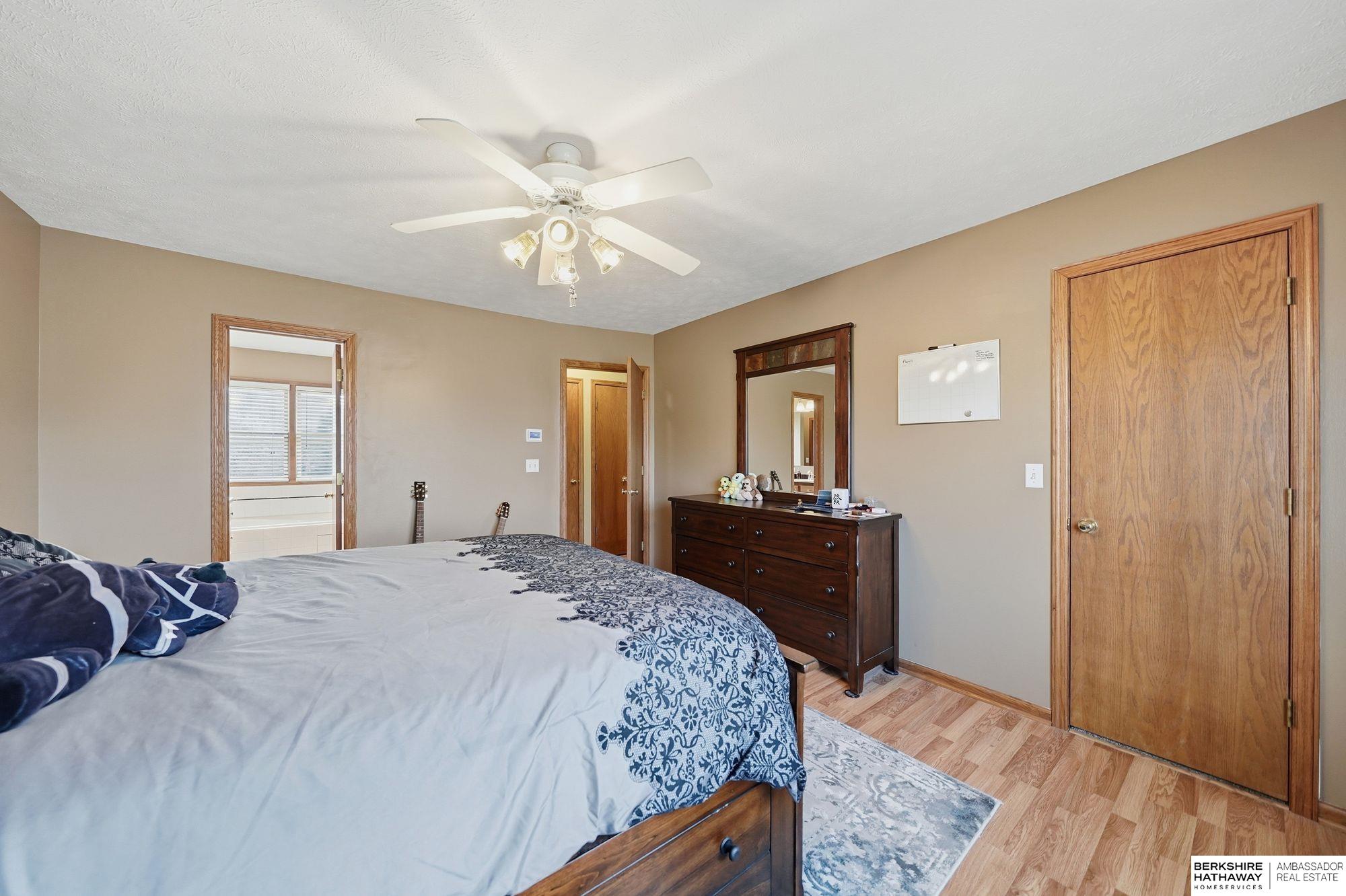 2820 Crown Pointe Circle, Lincoln, NE, 68506