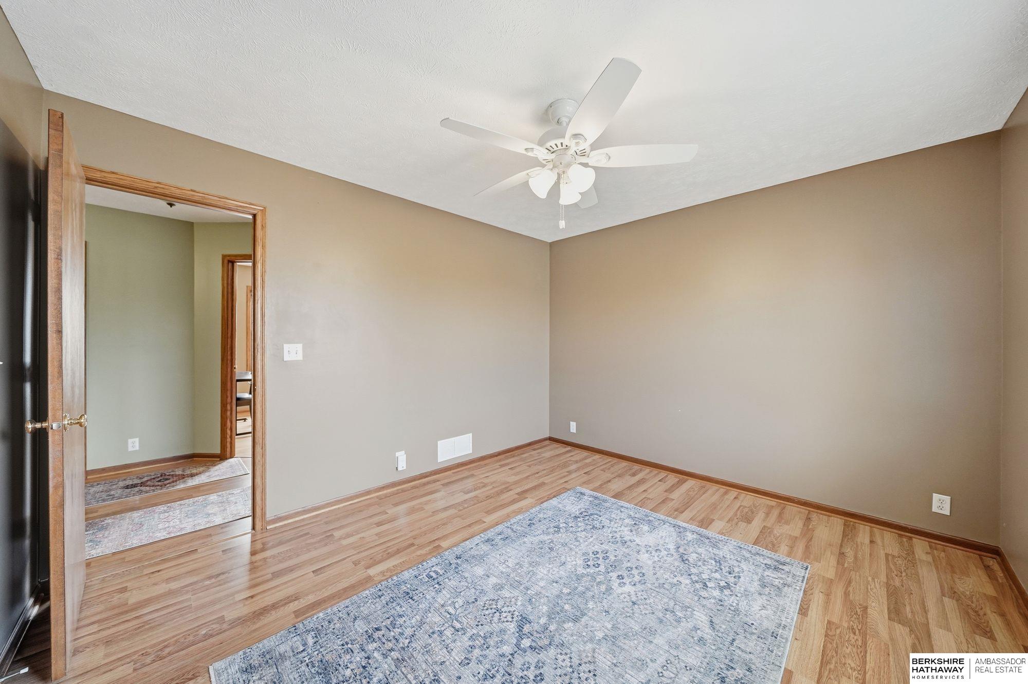 2820 Crown Pointe Circle, Lincoln, NE, 68506