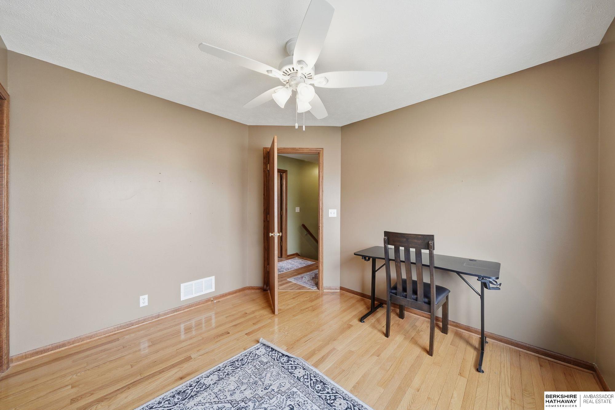 2820 Crown Pointe Circle, Lincoln, NE, 68506