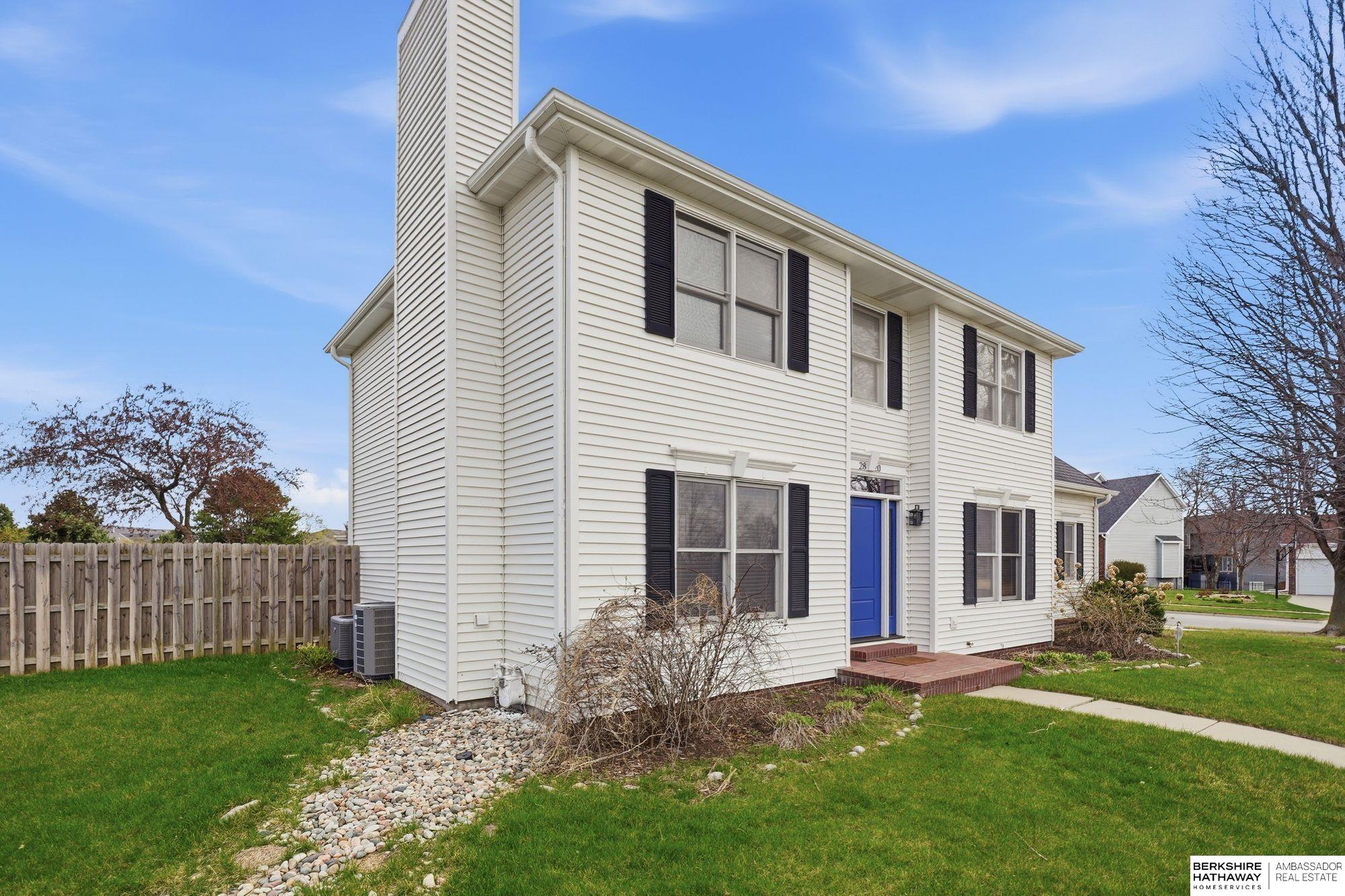 2820 Crown Pointe Circle, Lincoln, NE, 68506