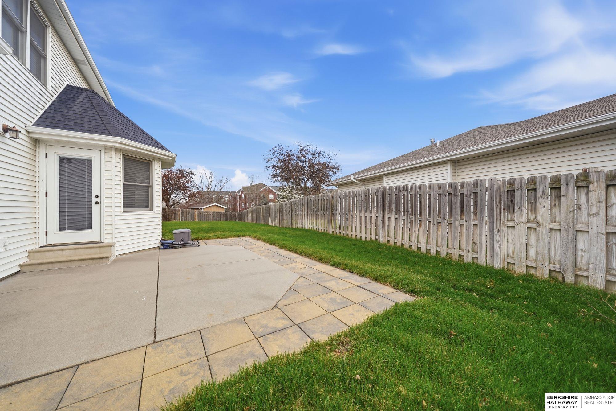 2820 Crown Pointe Circle, Lincoln, NE, 68506