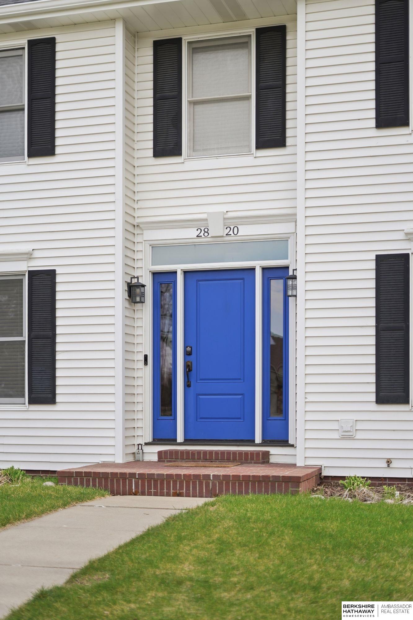 2820 Crown Pointe Circle, Lincoln, NE, 68506