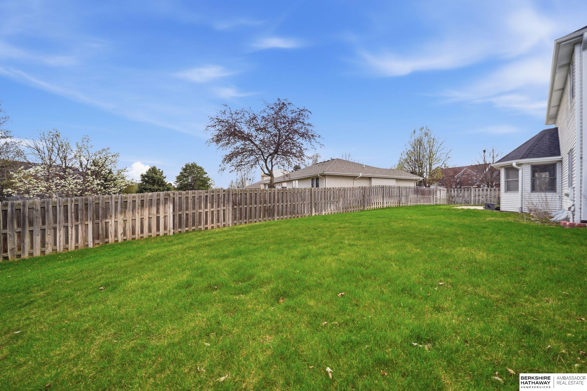 2820 Crown Pointe Circle, Lincoln, NE, 68506