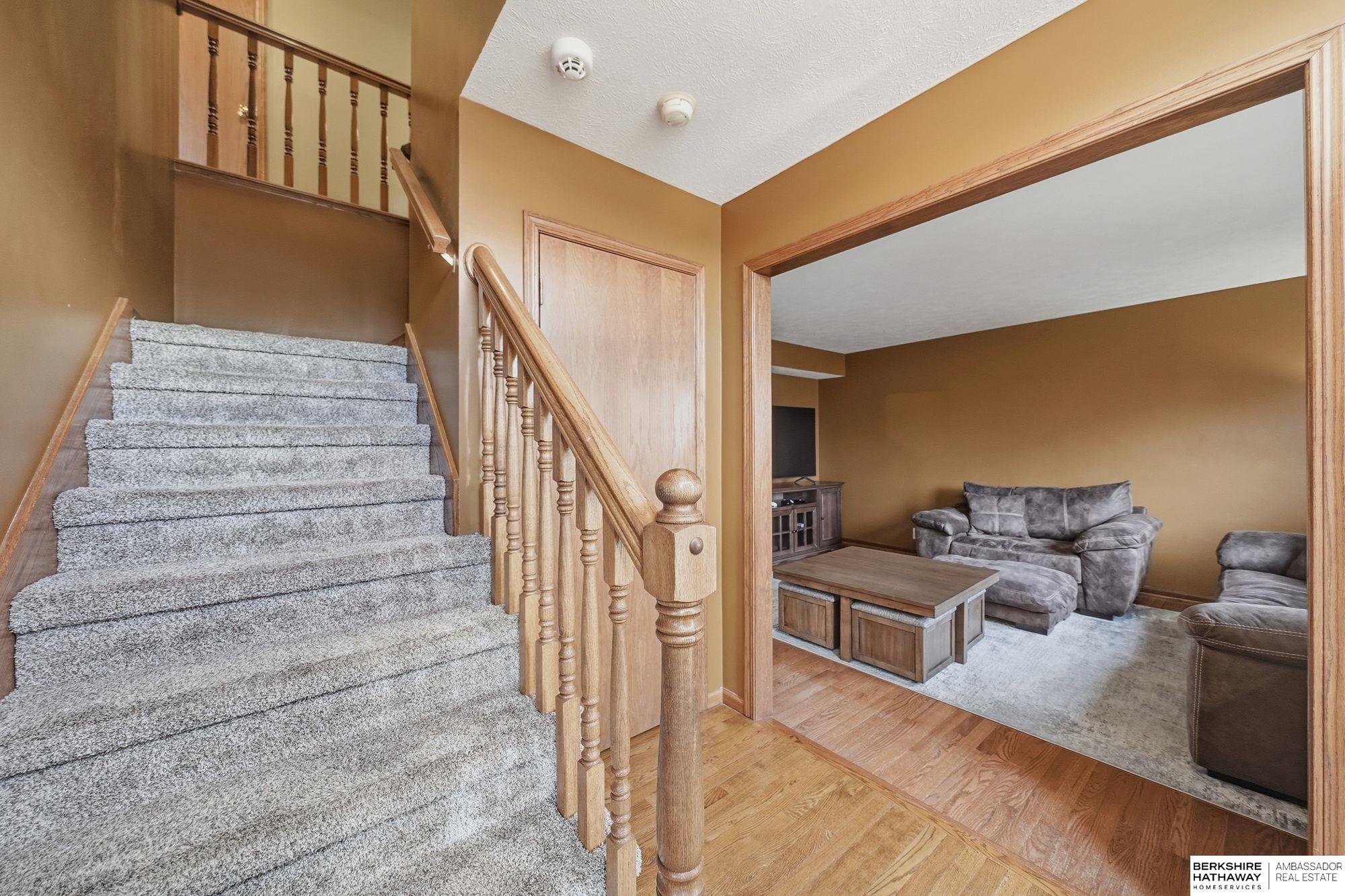 2820 Crown Pointe Circle, Lincoln, NE, 68506