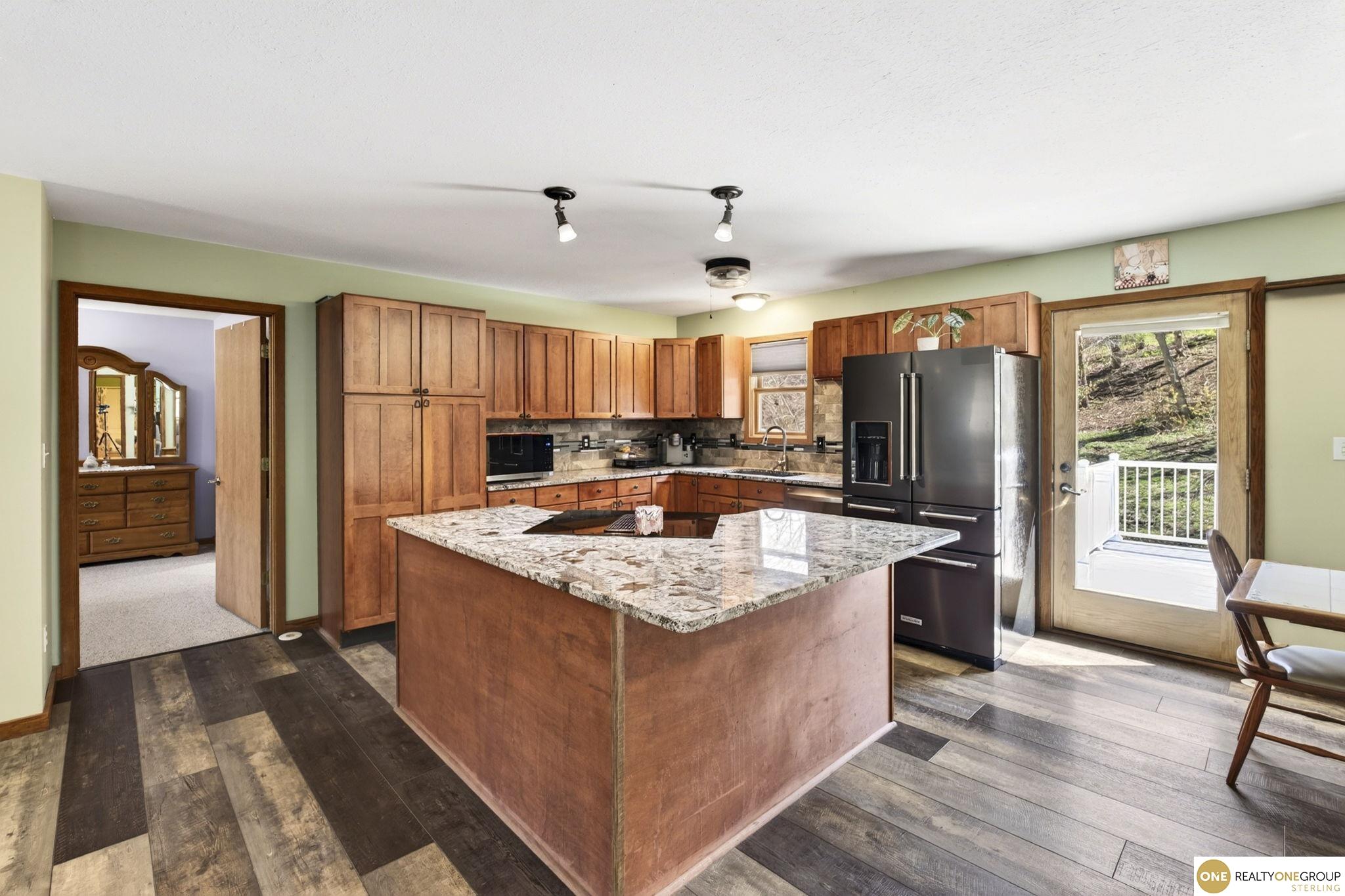 9678 Oak Valley Road, Blair, NE, 68008