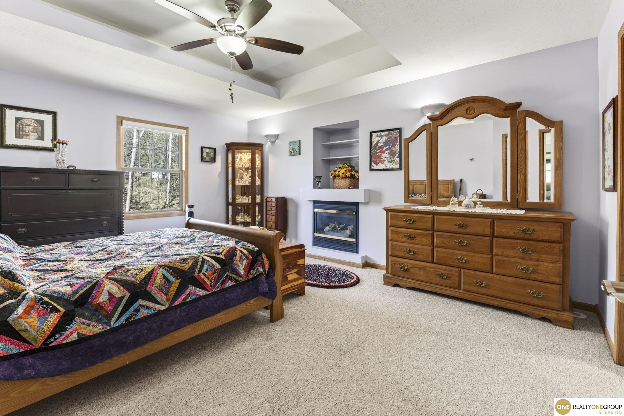 9678 Oak Valley Road, Blair, NE, 68008