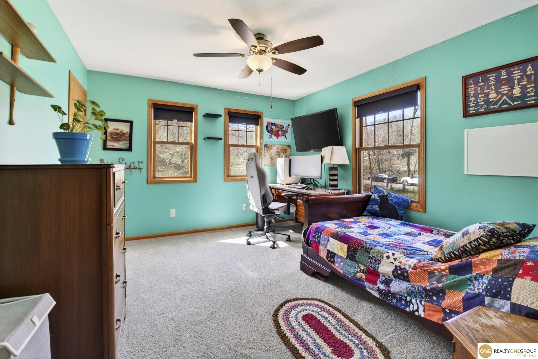 9678 Oak Valley Road, Blair, NE, 68008