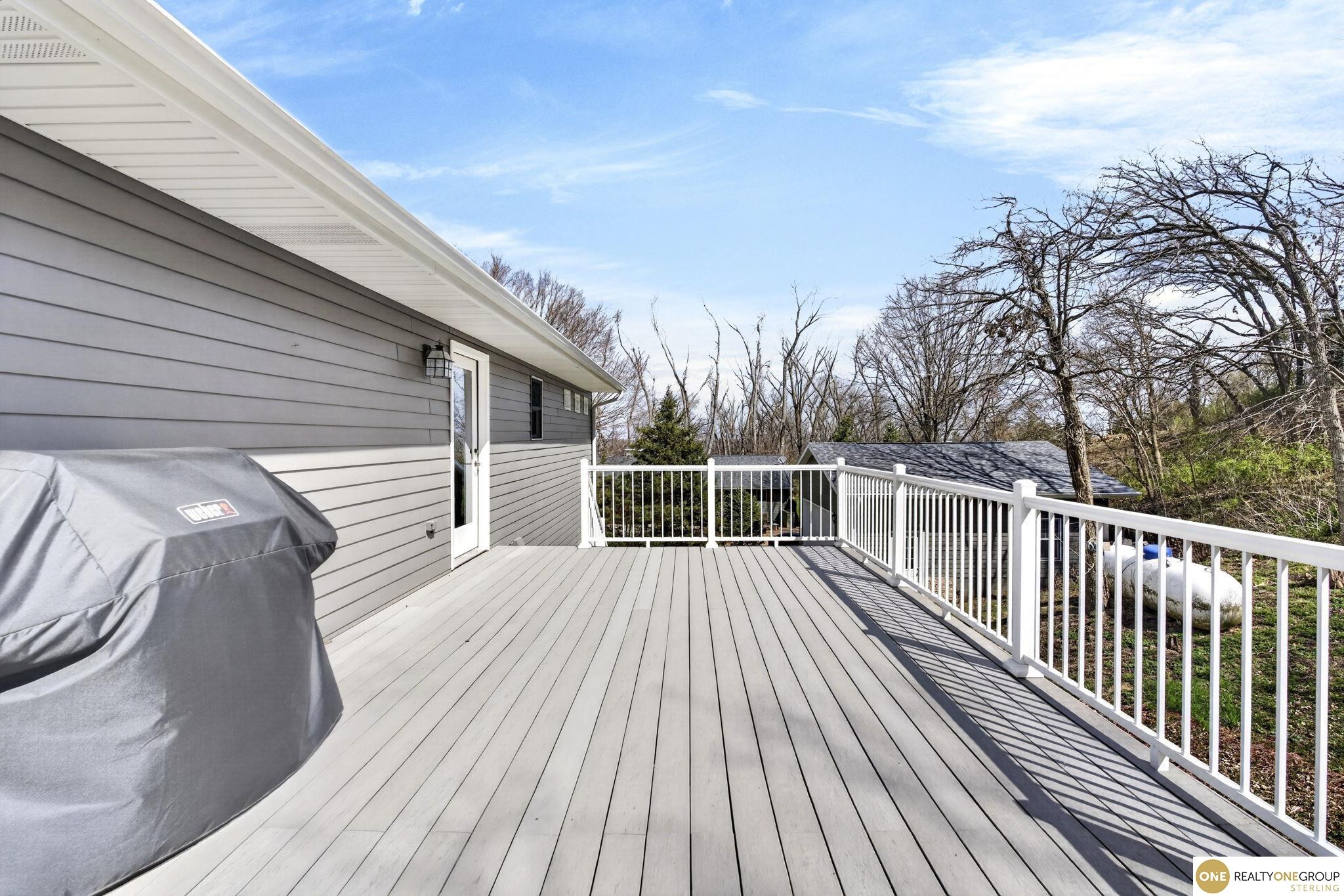 9678 Oak Valley Road, Blair, NE, 68008