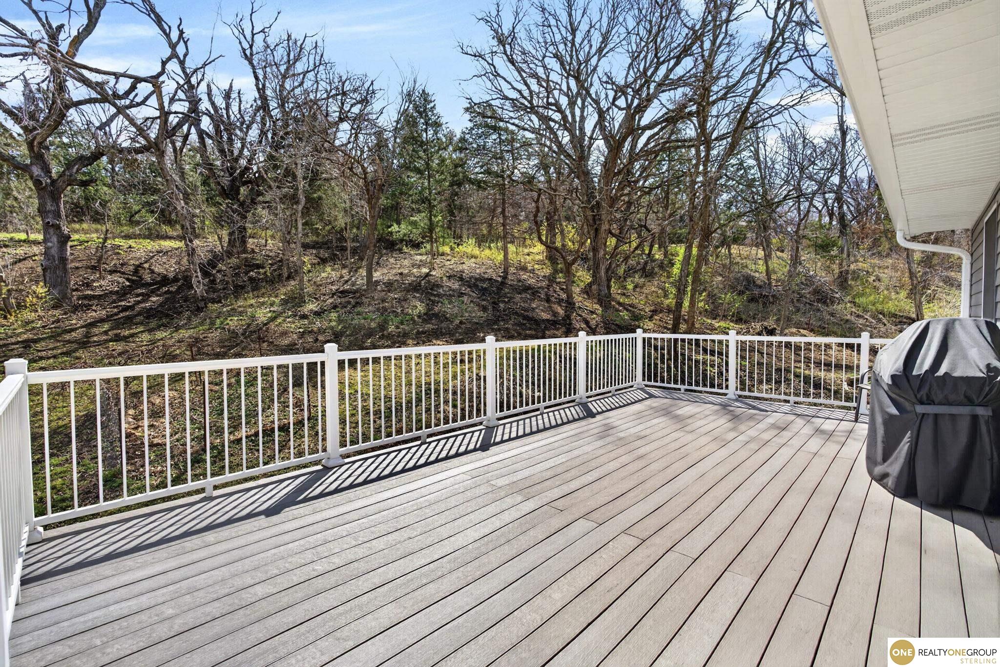 9678 Oak Valley Road, Blair, NE, 68008