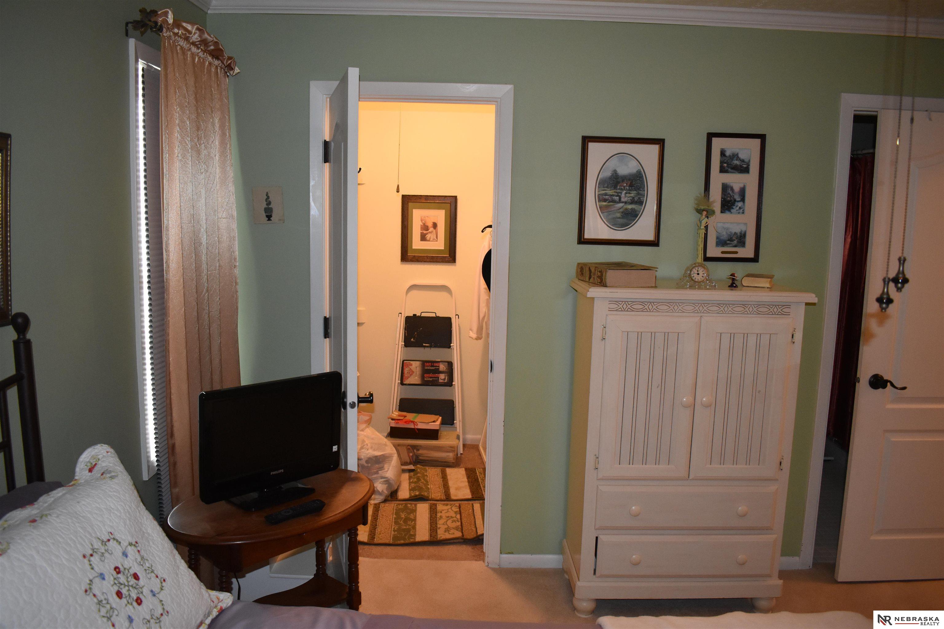 16116 Arbor Court, Omaha, NE, 68130