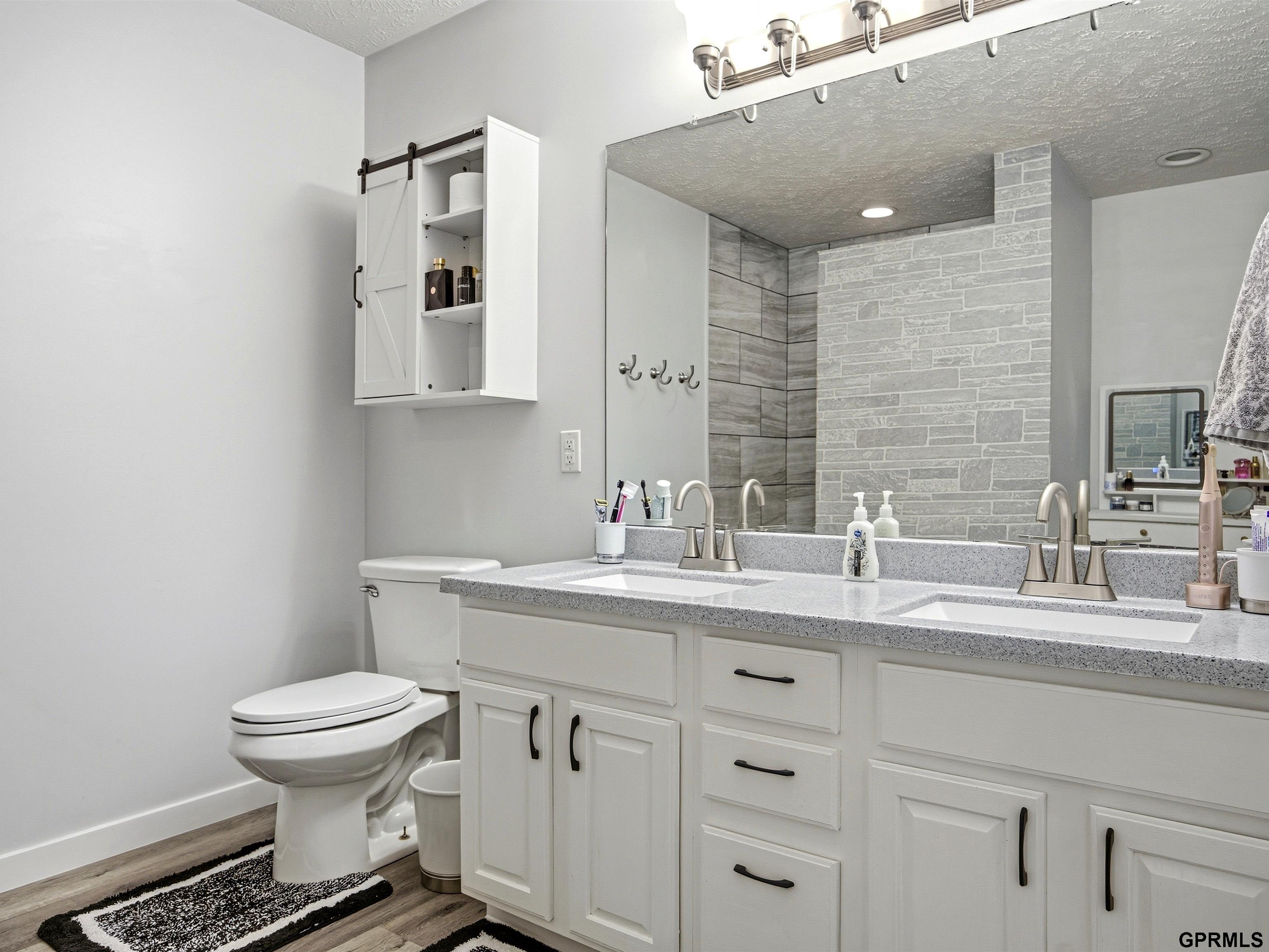 13805 Kelly Drive, Bellevue, NE, 68123