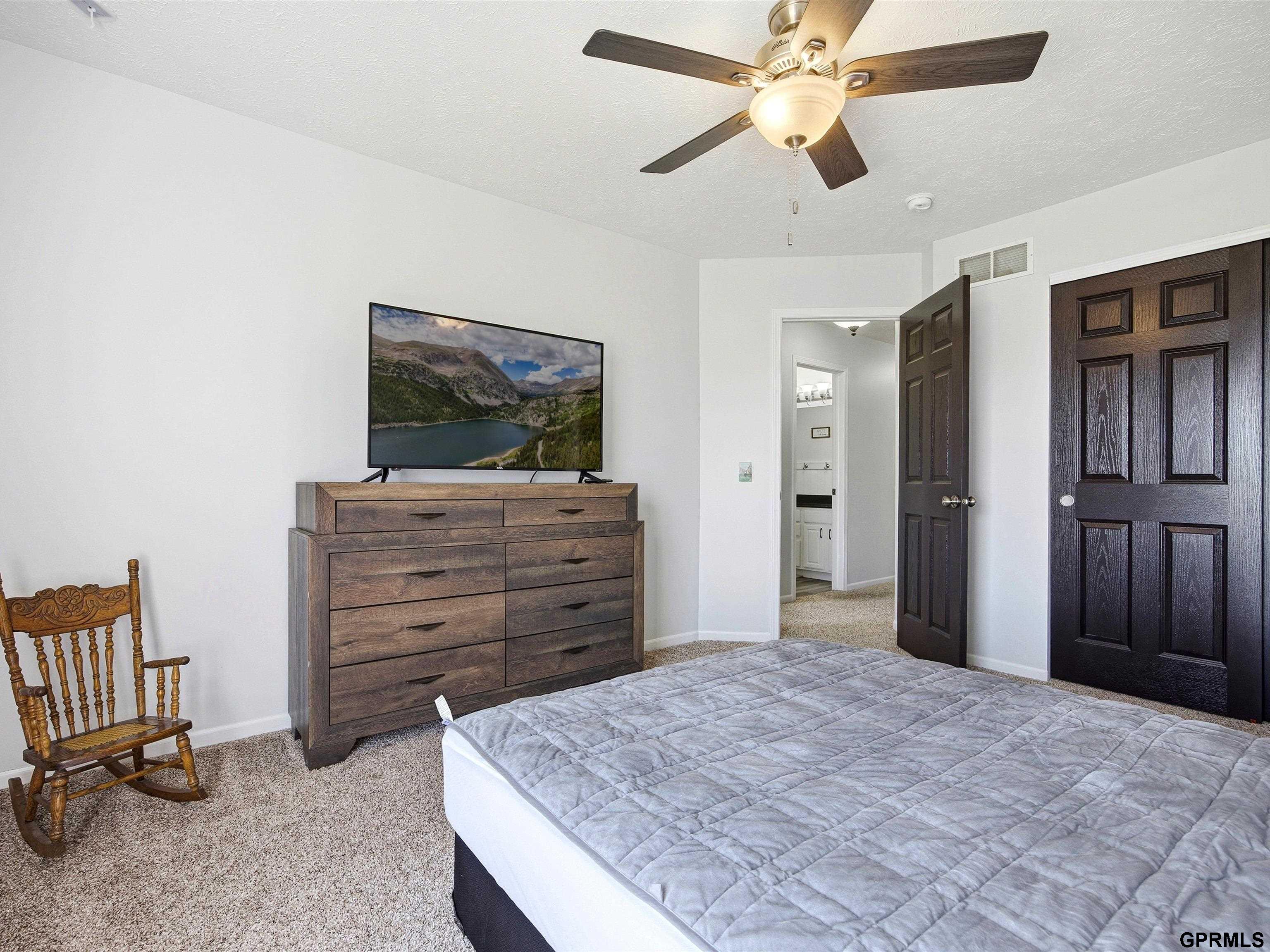 13805 Kelly Drive, Bellevue, NE, 68123