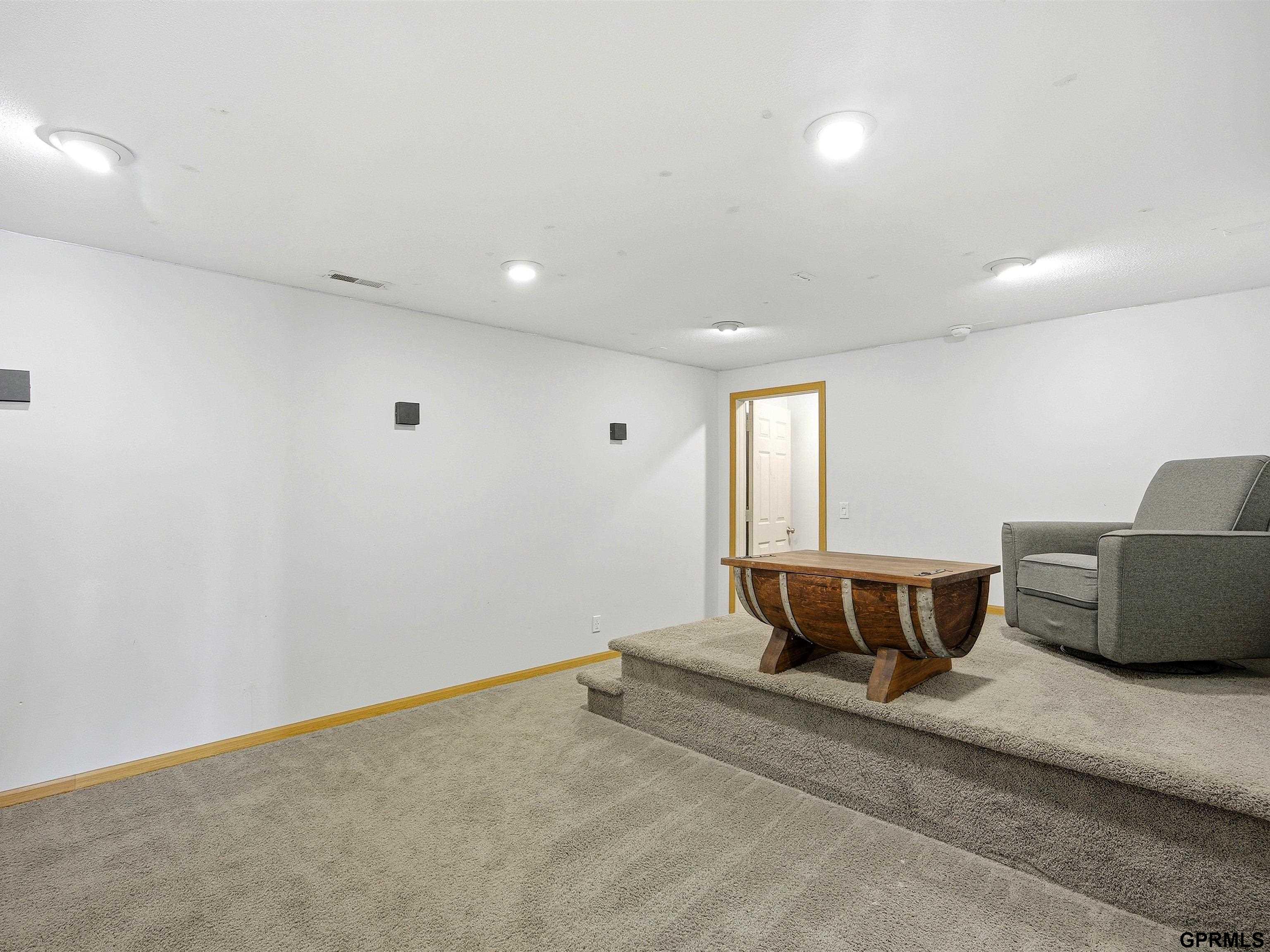 13805 Kelly Drive, Bellevue, NE, 68123