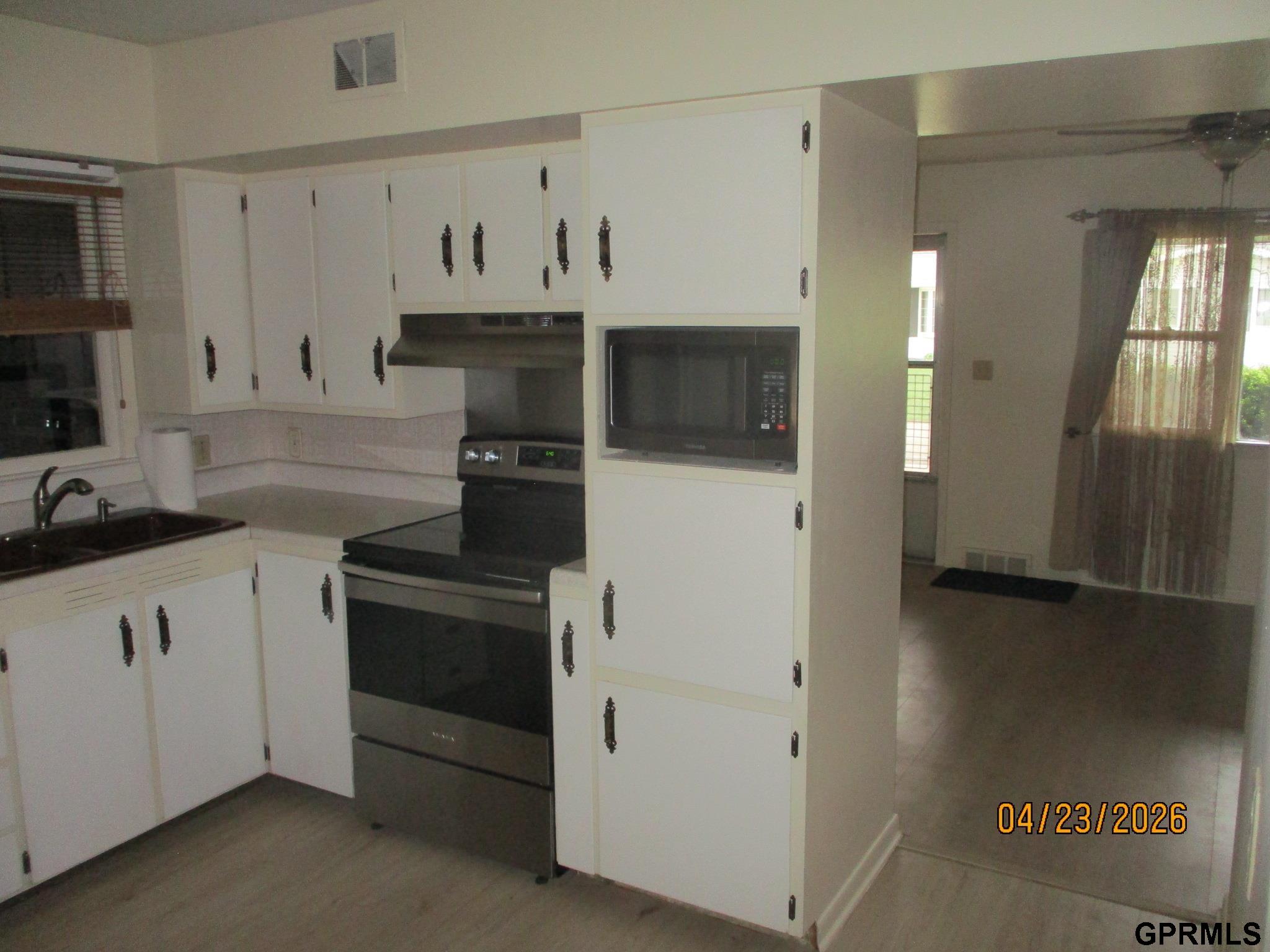 1352 Prospect Avenue, Blair, NE, 68008