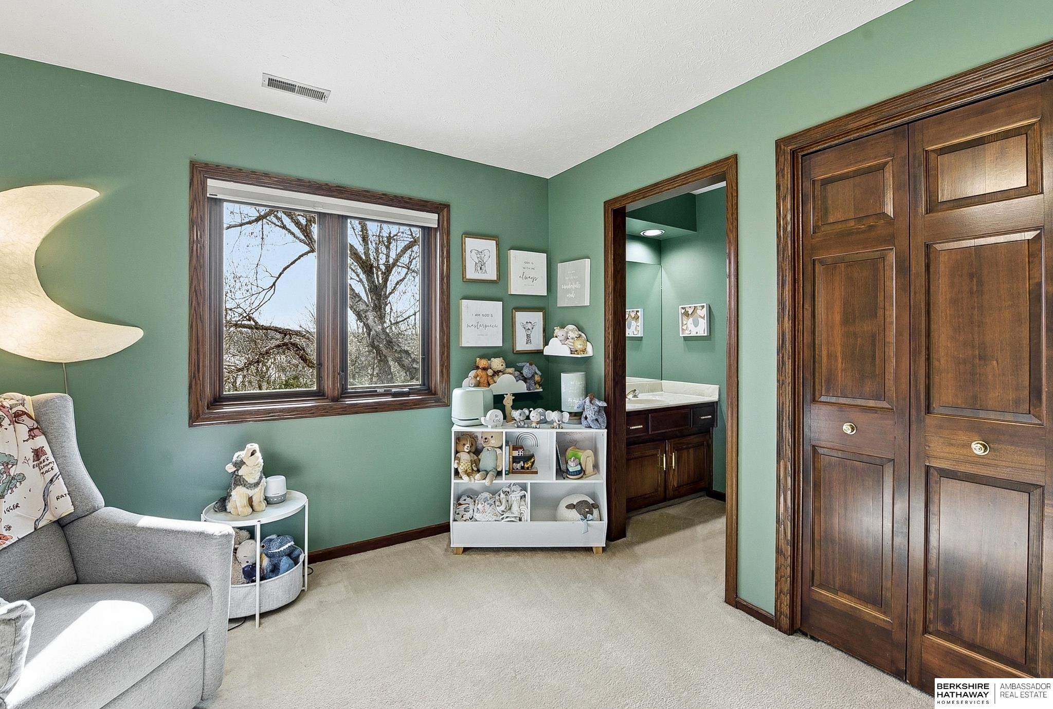 16577 Nina Circle, Omaha, NE, 68130