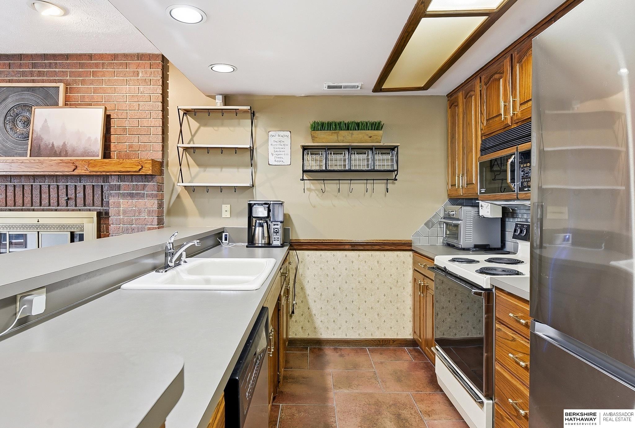 16577 Nina Circle, Omaha, NE, 68130