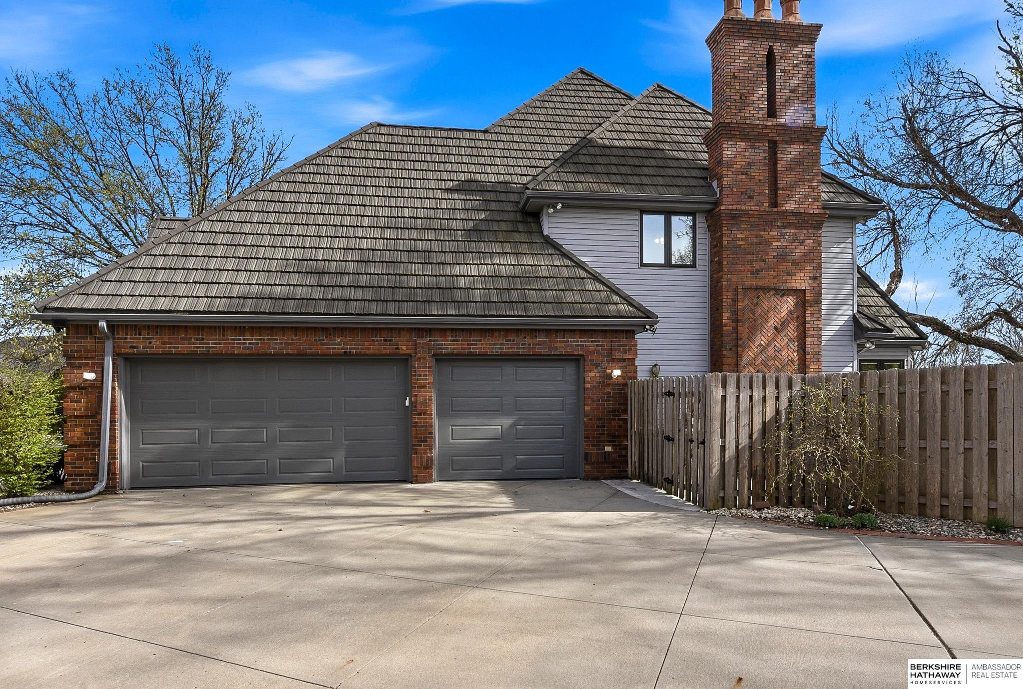 16577 Nina Circle, Omaha, NE, 68130