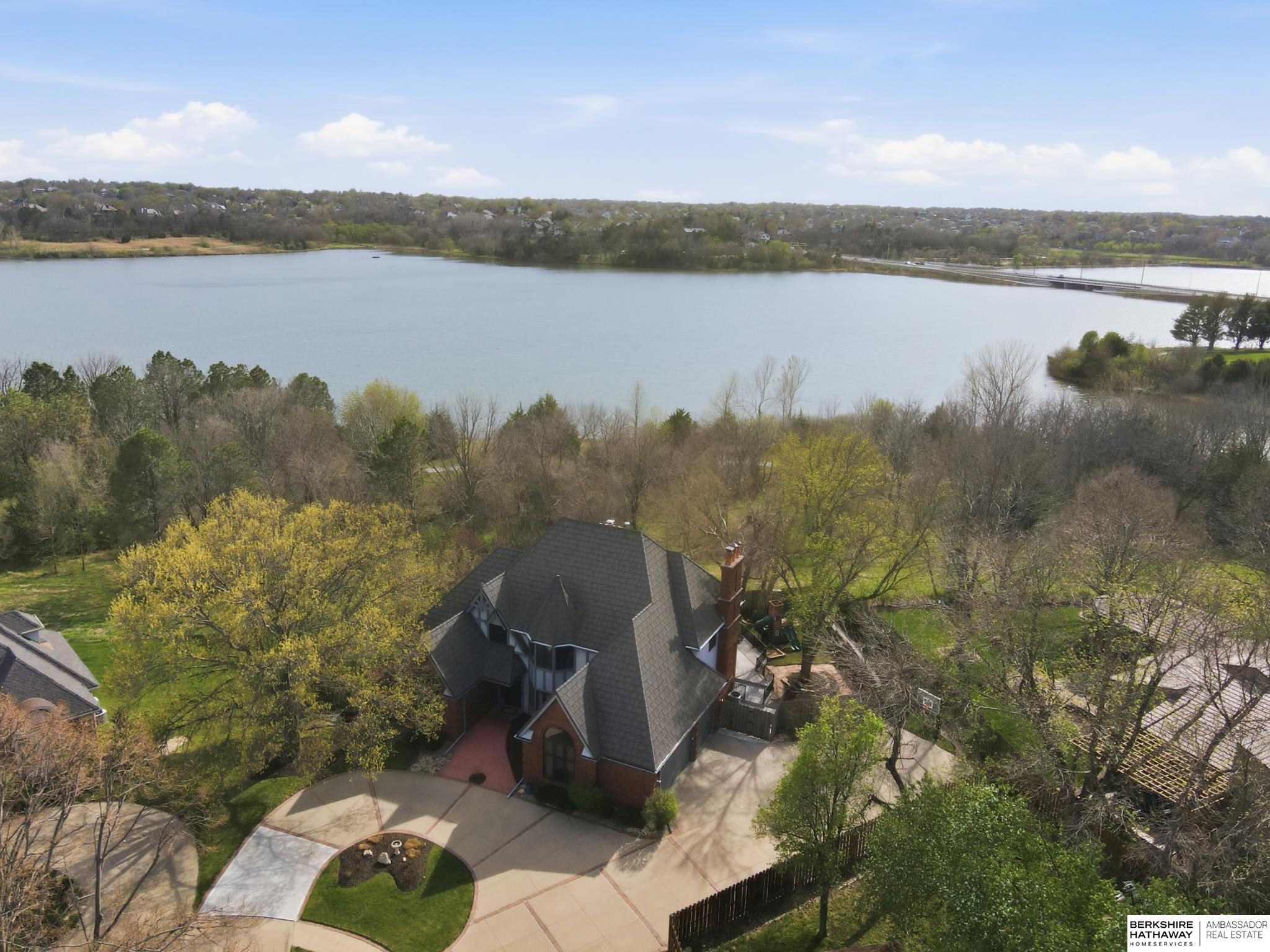 16577 Nina Circle, Omaha, NE, 68130