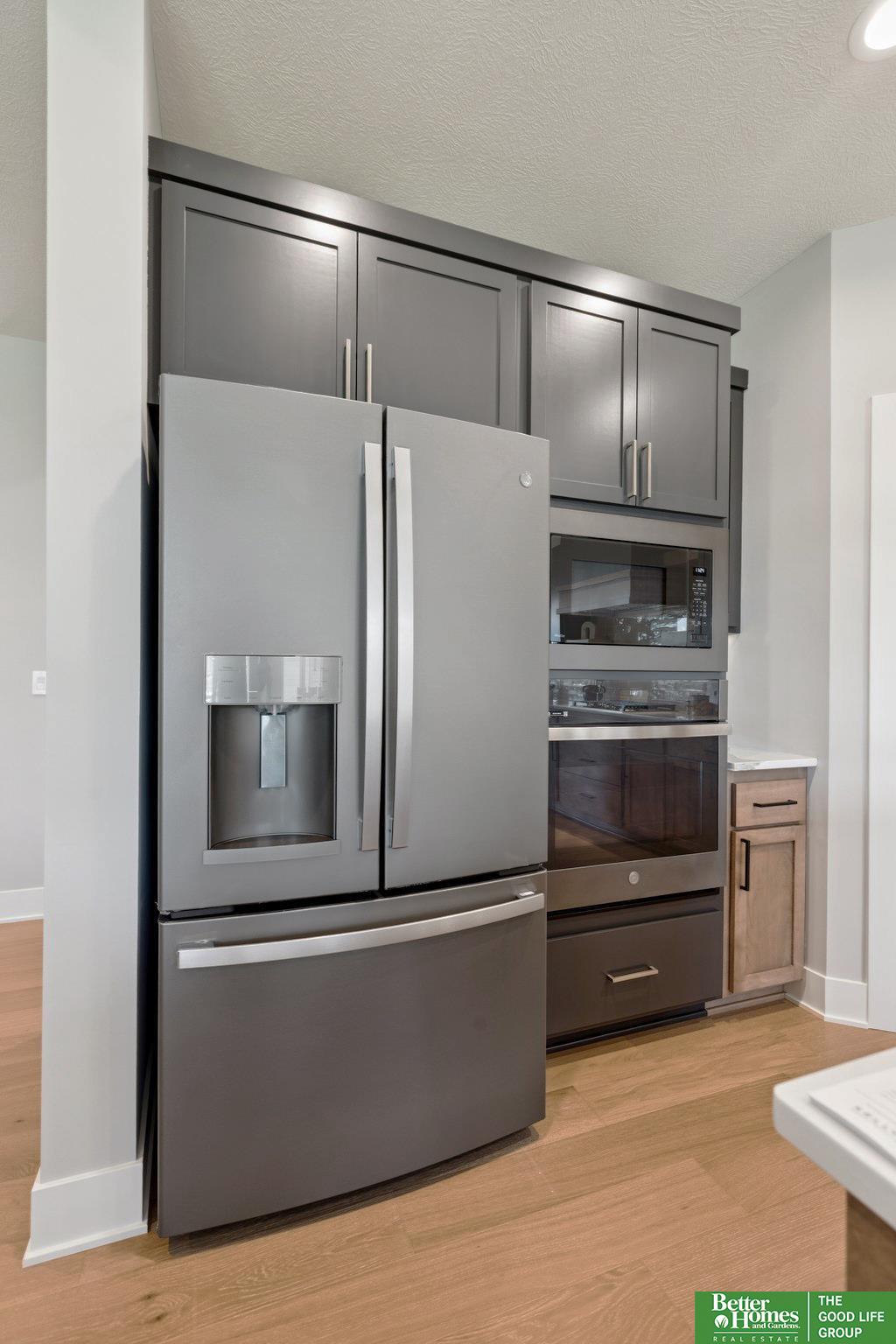 3321 S 212th Street, Elkhorn, NE, 68022