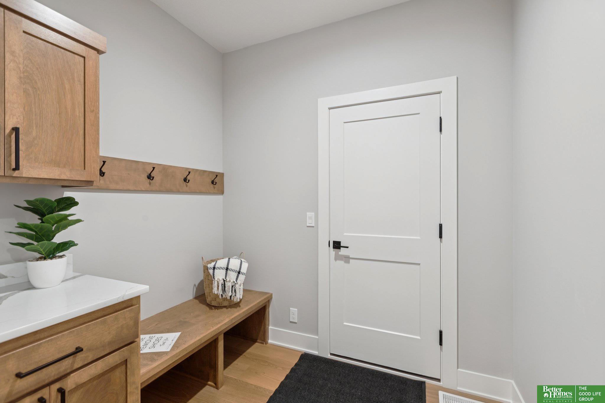 3321 S 212th Street, Elkhorn, NE, 68022