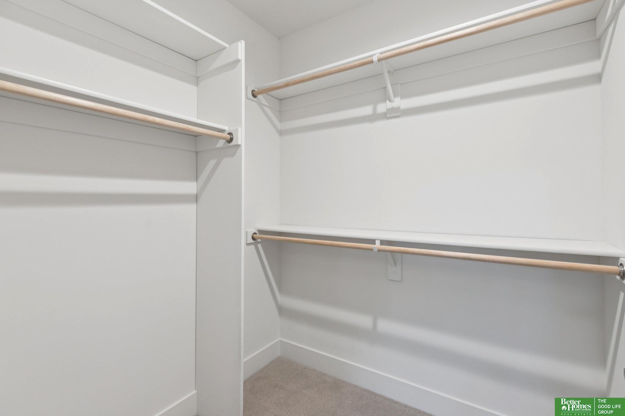 3321 S 212th Street, Elkhorn, NE, 68022