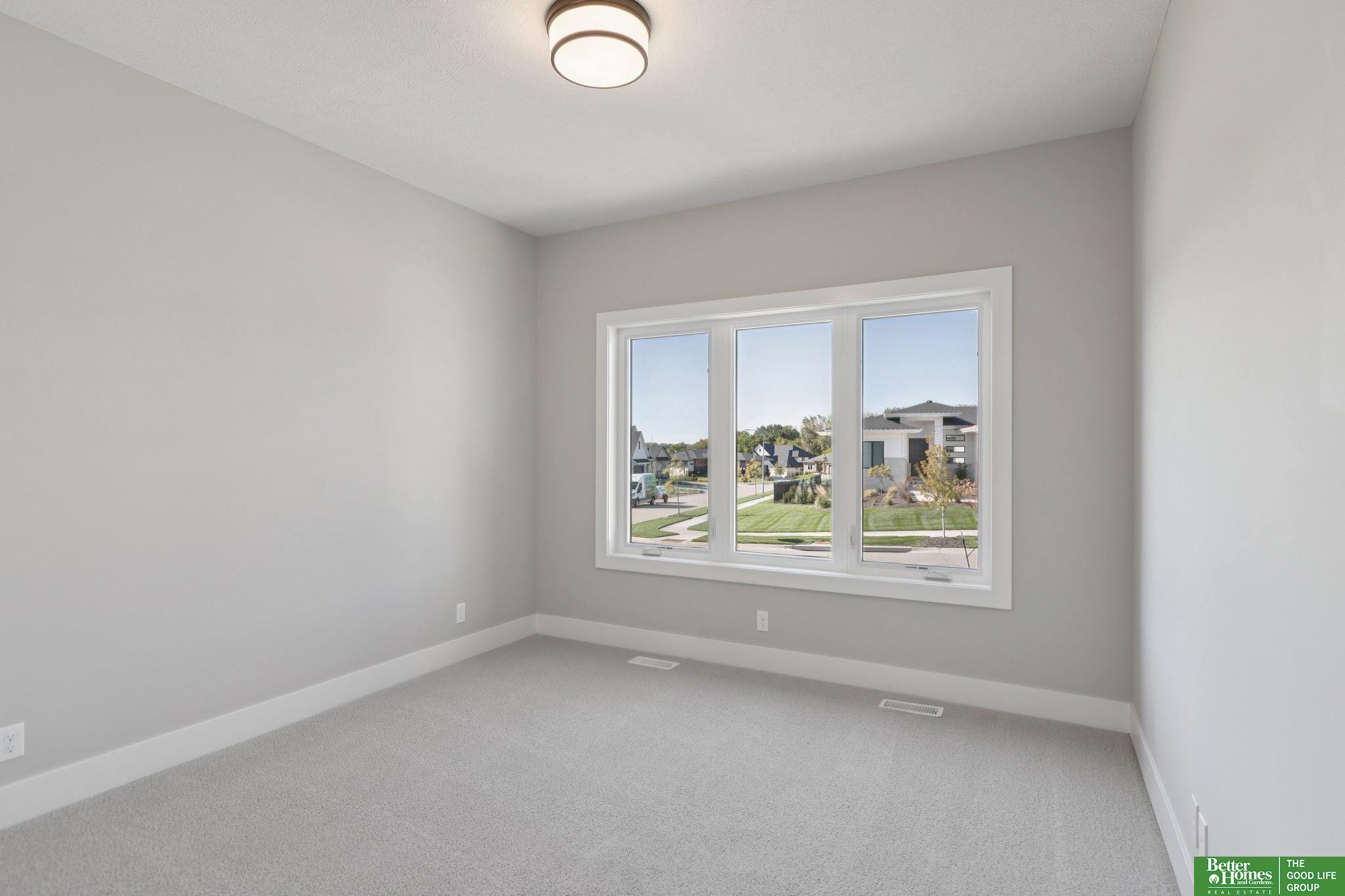 3321 S 212th Street, Elkhorn, NE, 68022