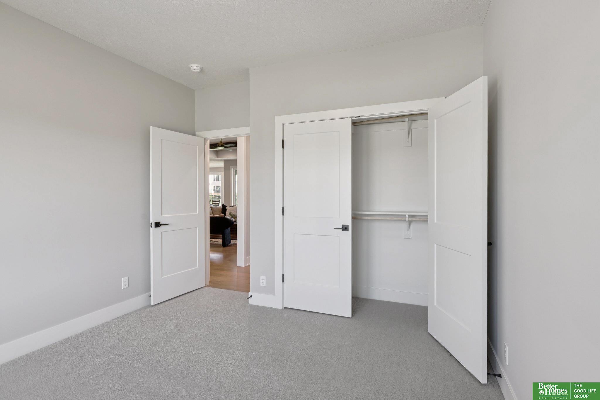 3321 S 212th Street, Elkhorn, NE, 68022