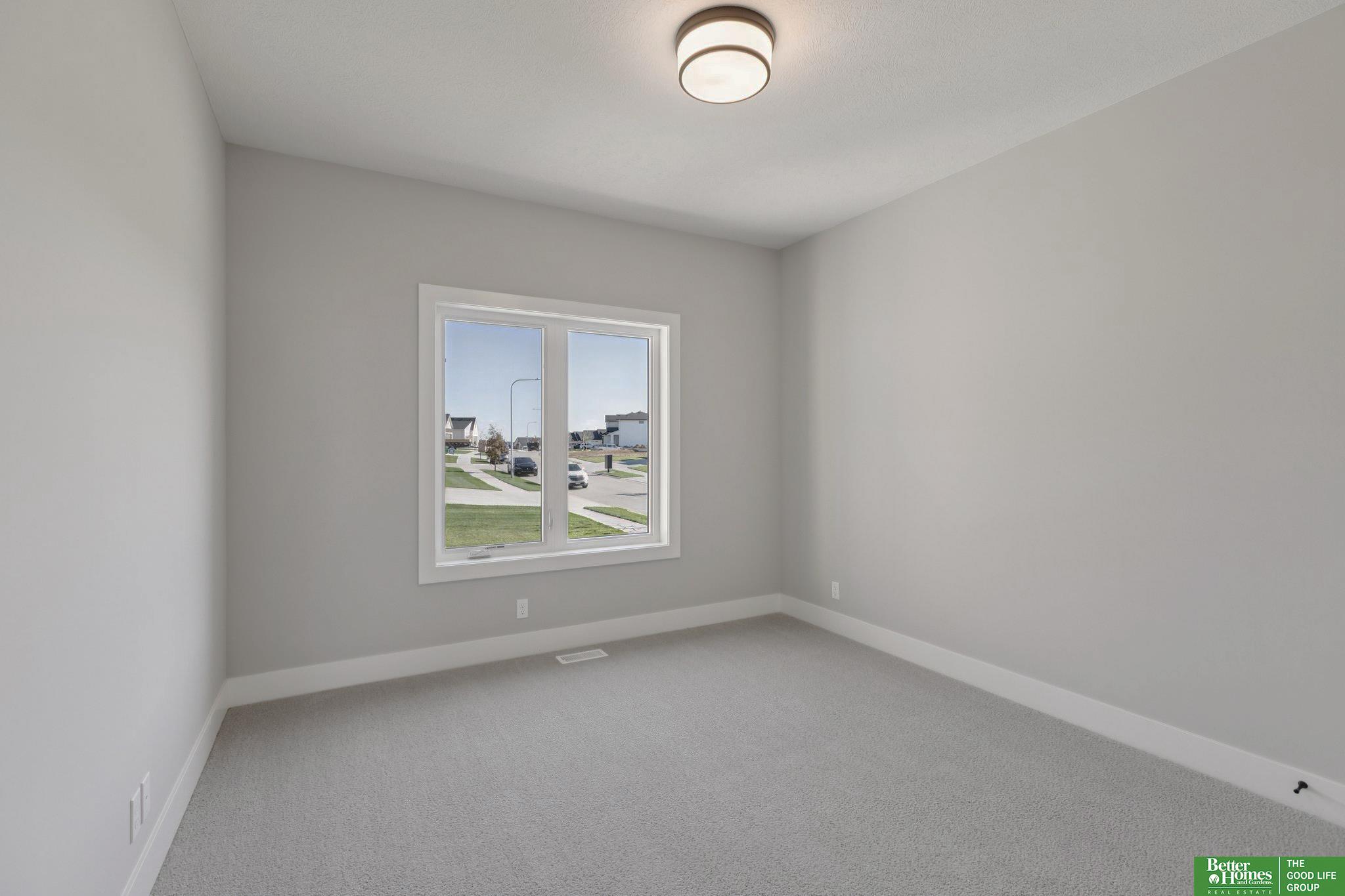 3321 S 212th Street, Elkhorn, NE, 68022