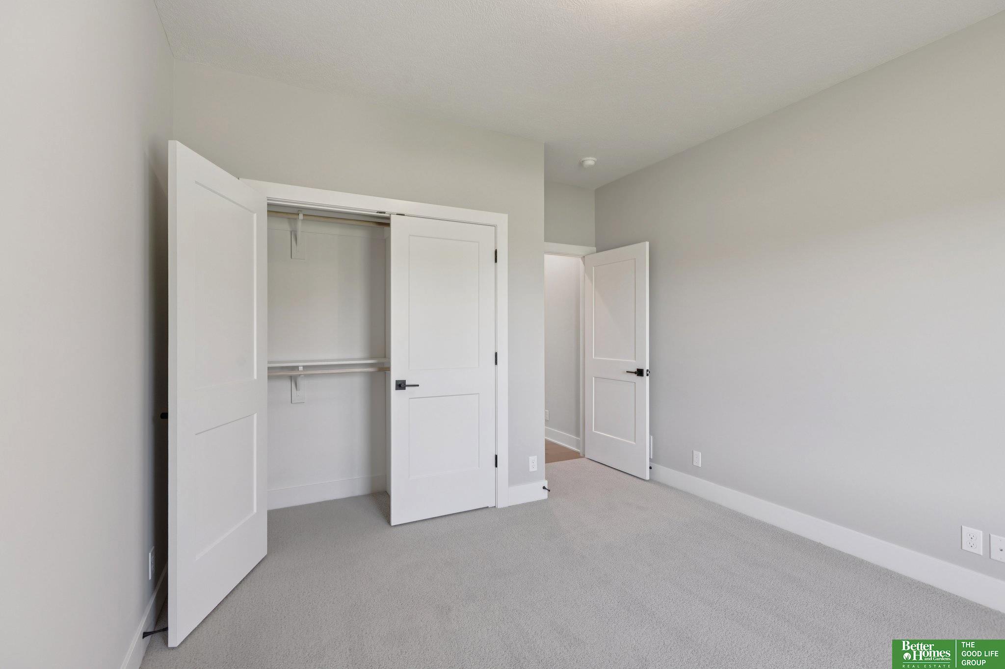 3321 S 212th Street, Elkhorn, NE, 68022