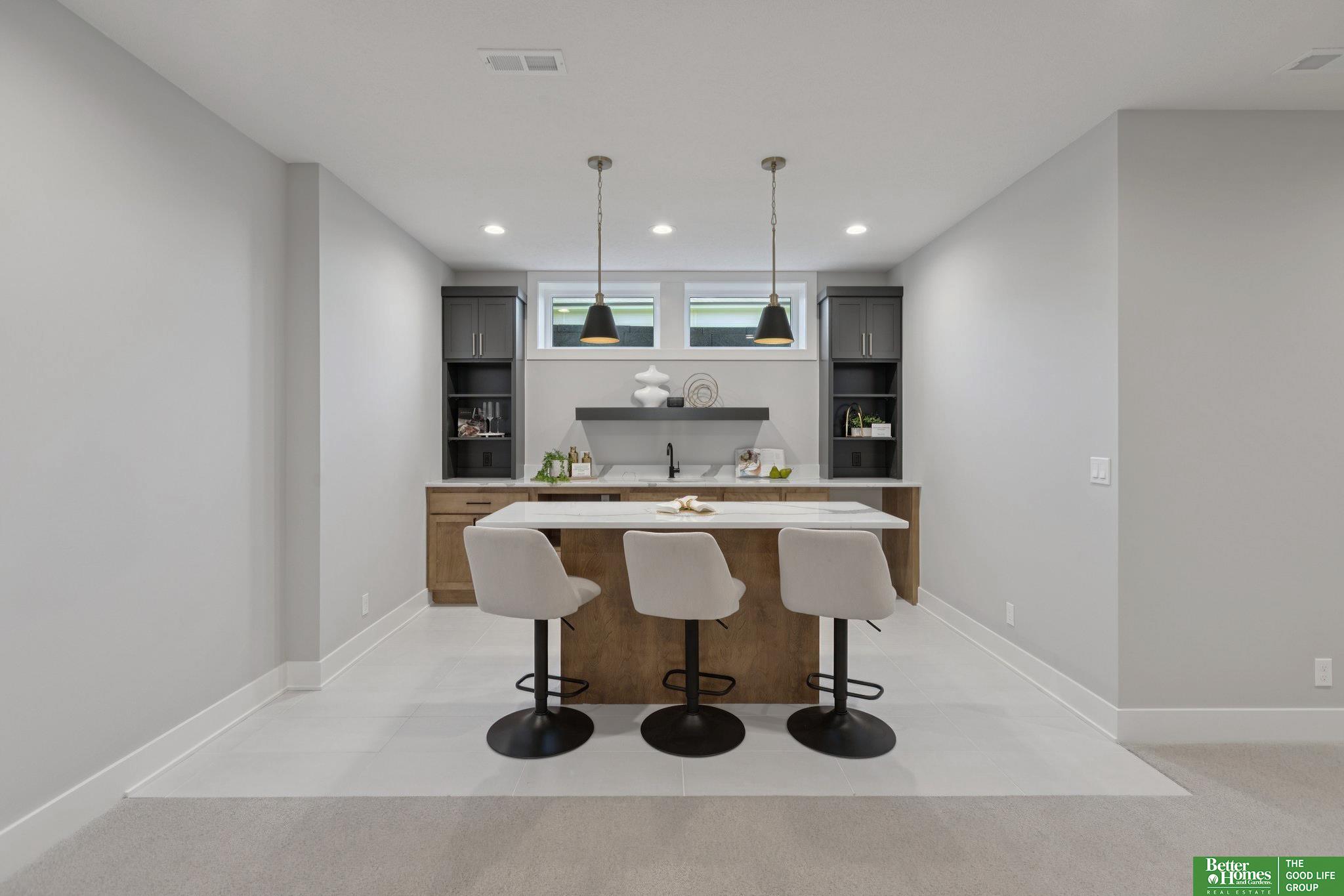 3321 S 212th Street, Elkhorn, NE, 68022