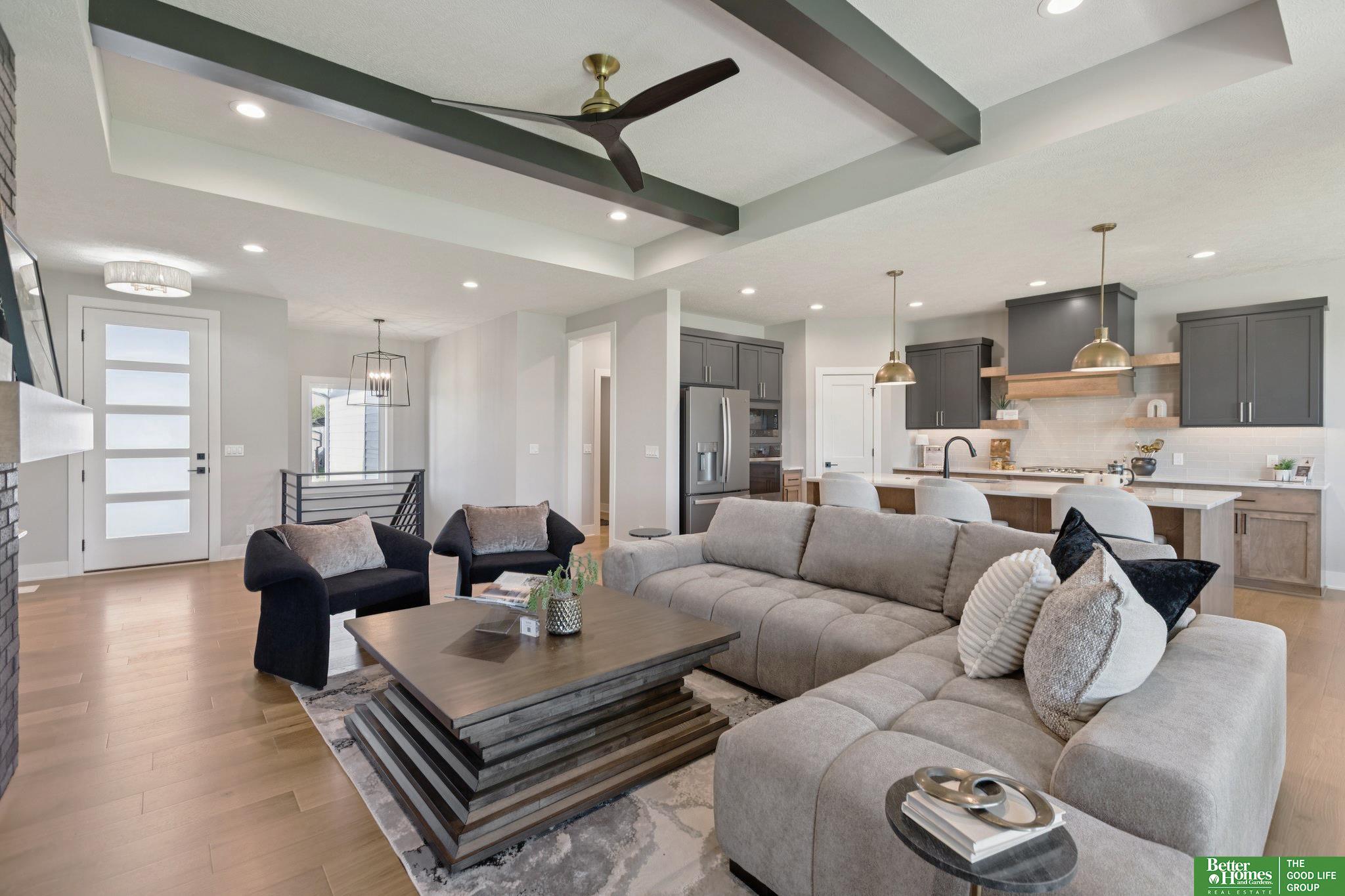 3321 S 212th Street, Elkhorn, NE, 68022