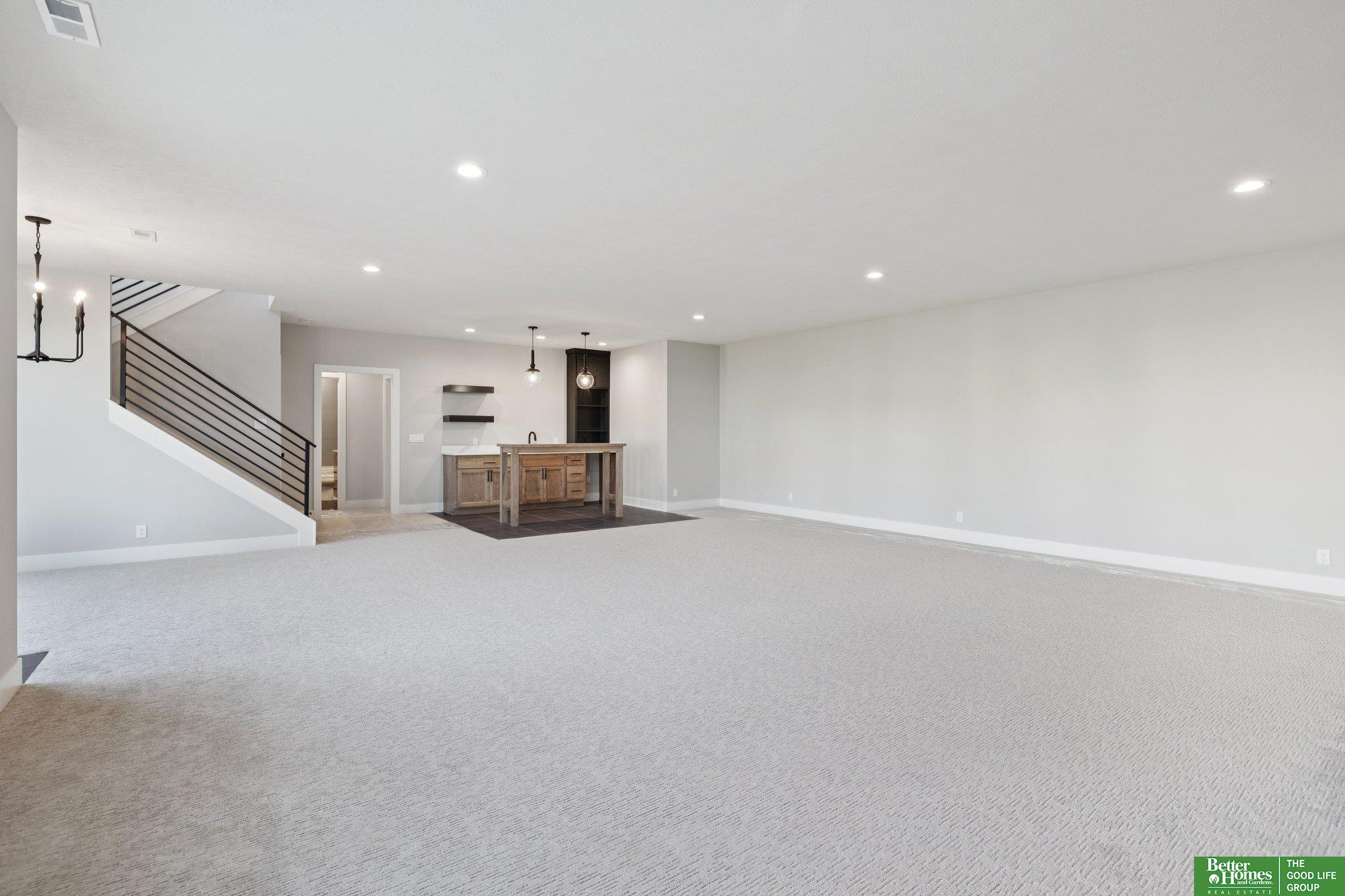 3306 212th Street, Elkhorn, NE, 68022