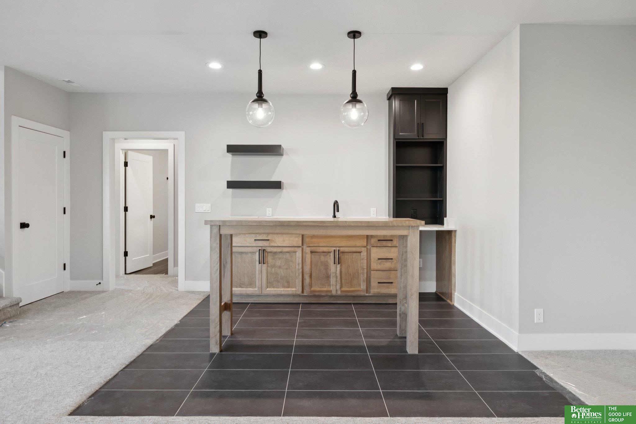 3306 212th Street, Elkhorn, NE, 68022