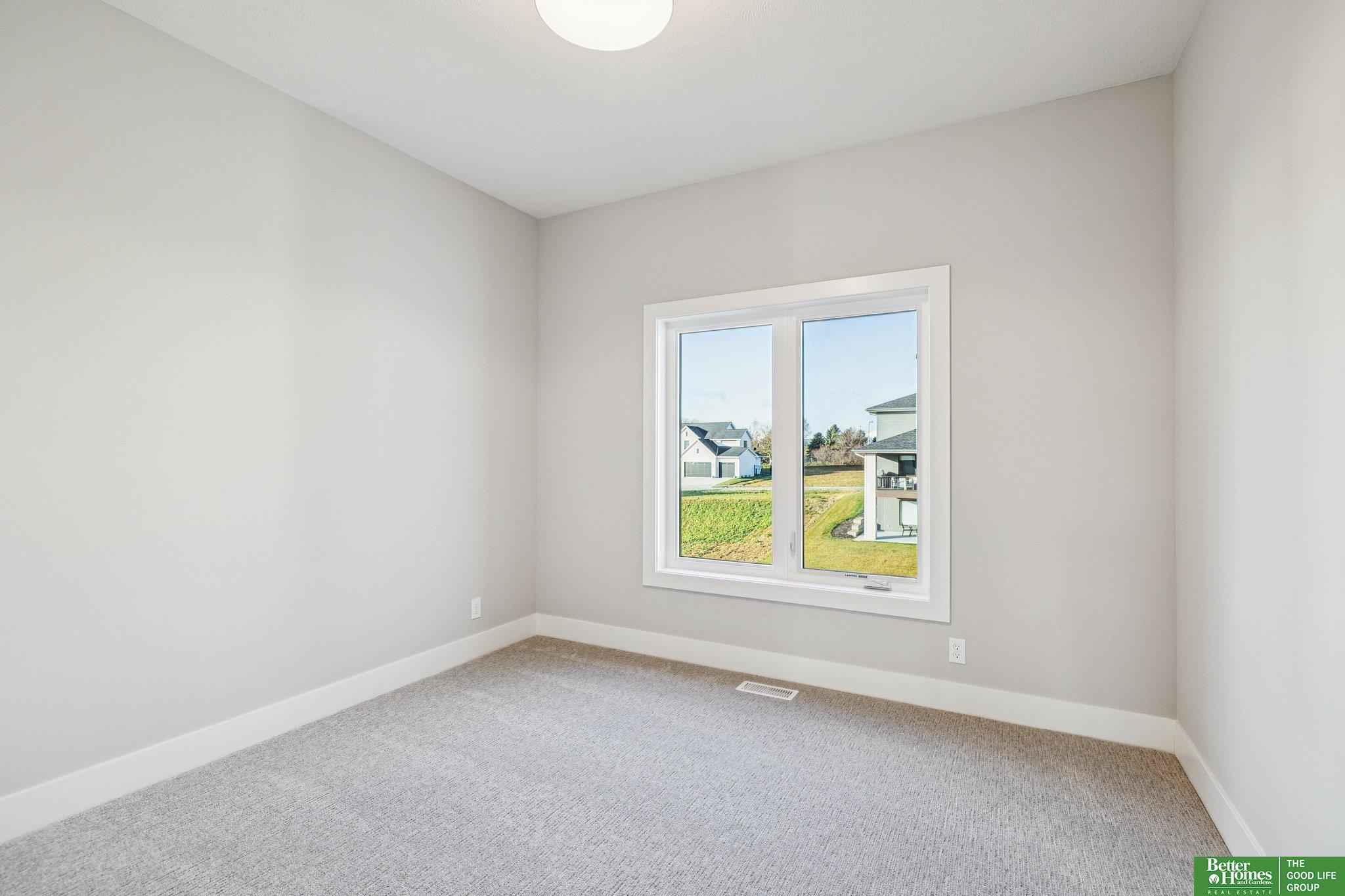 3306 212th Street, Elkhorn, NE, 68022