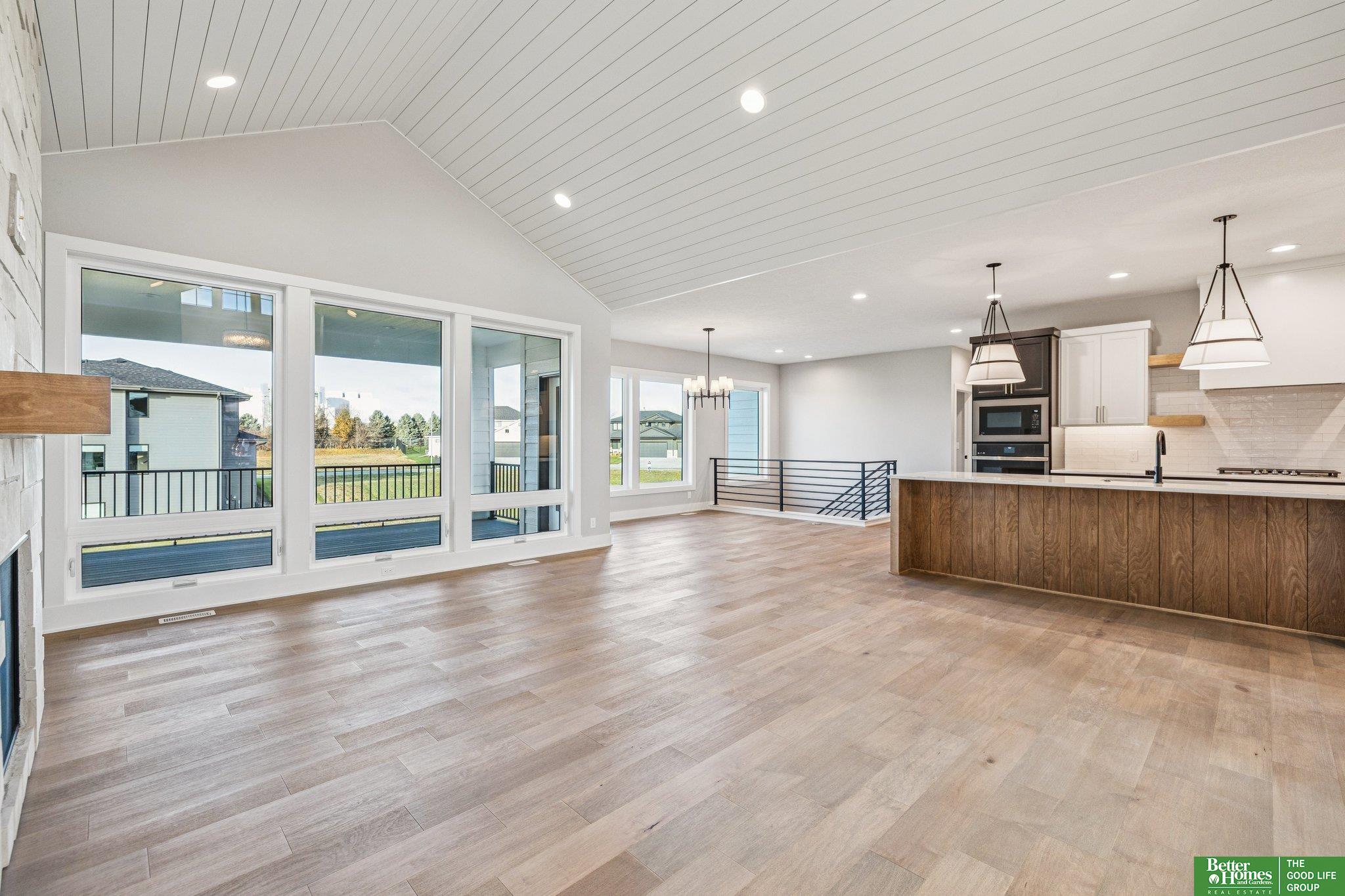 3306 212th Street, Elkhorn, NE, 68022